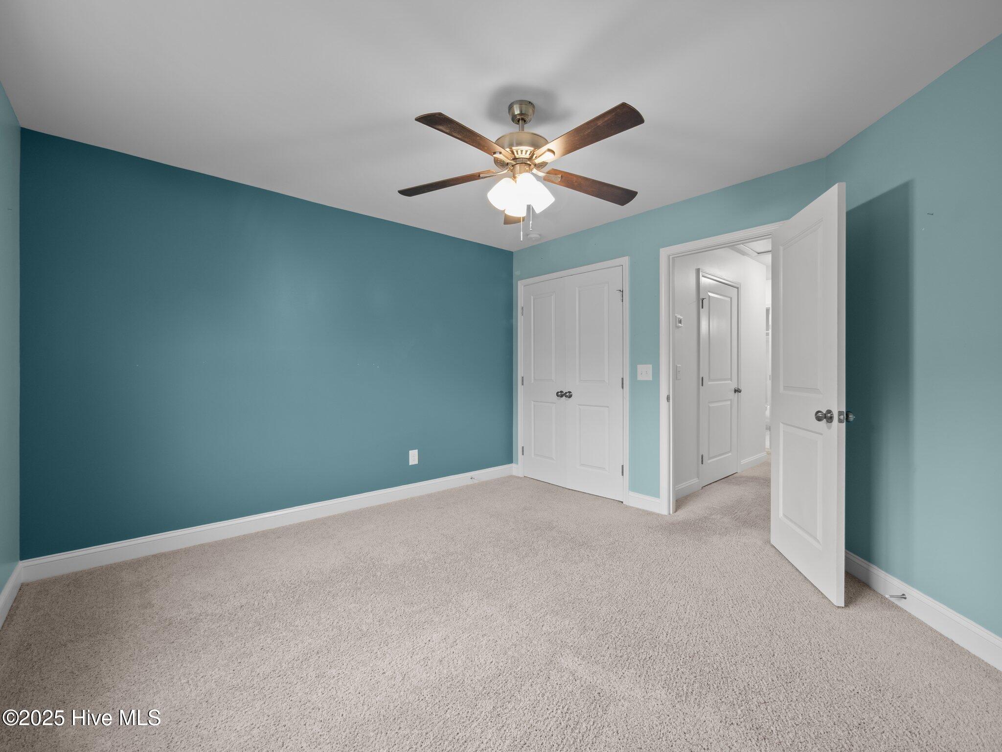 608 Creek Court Property Photo 28
