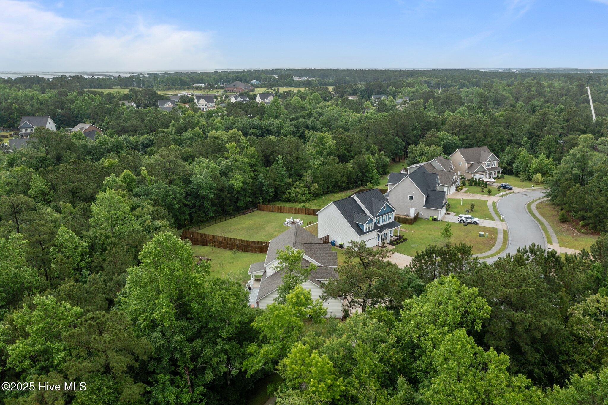 608 Creek Court Property Photo 41