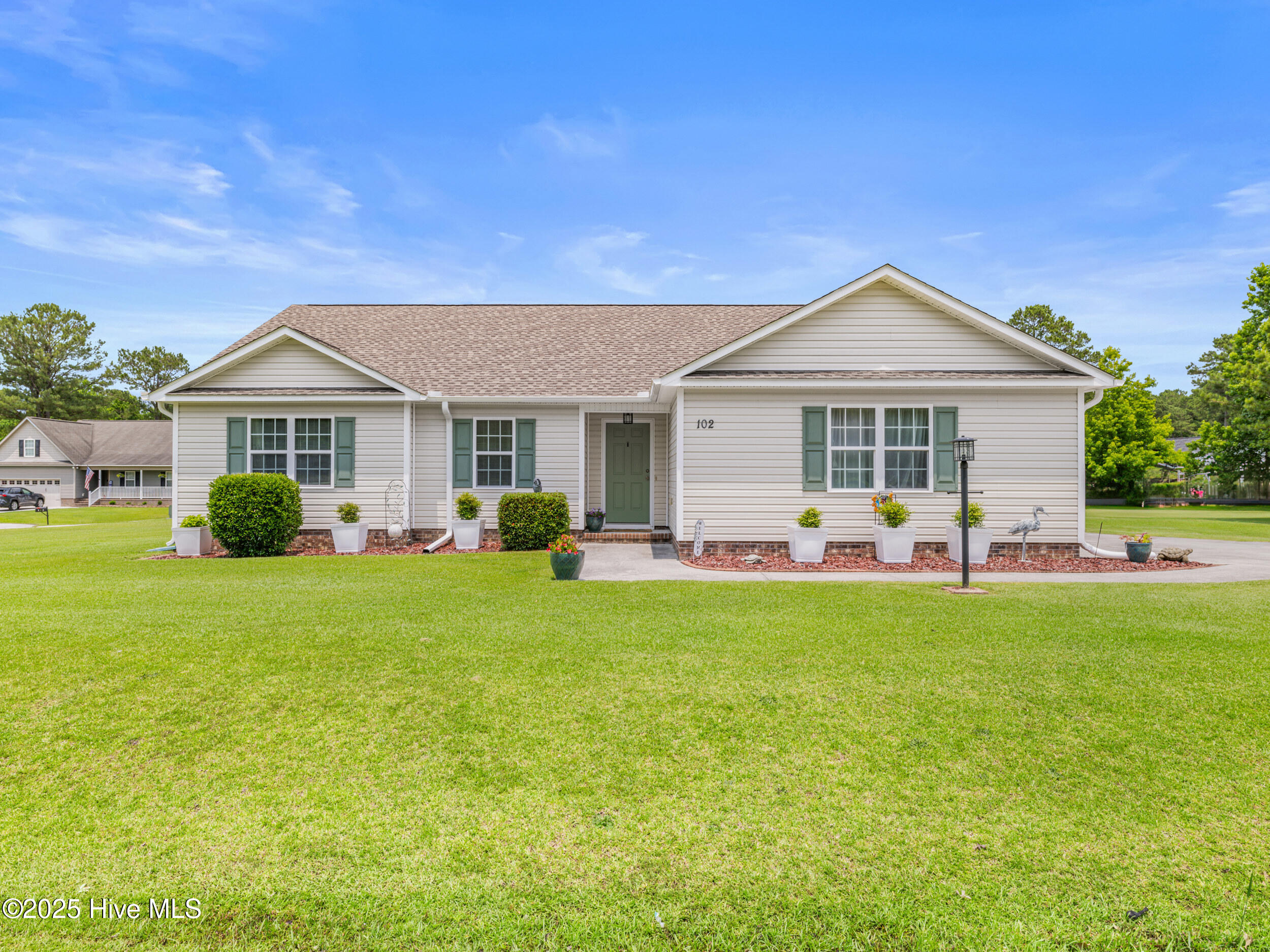 102 Flat Rock Lane Property Photo 1