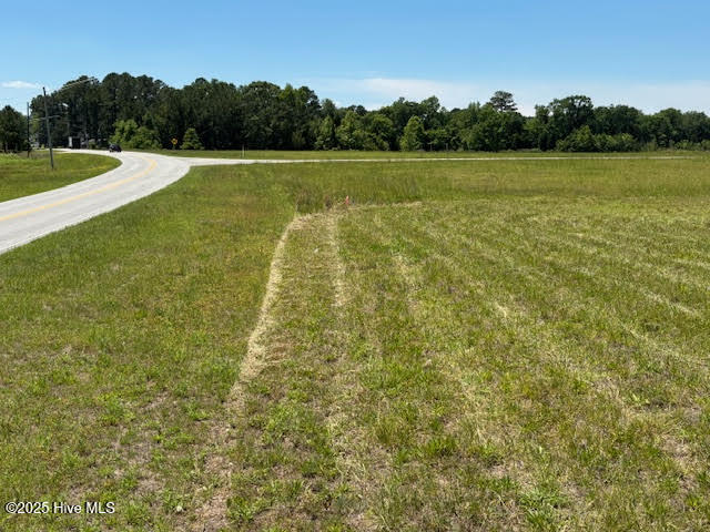 1745 Simmons Street Property Photo 4