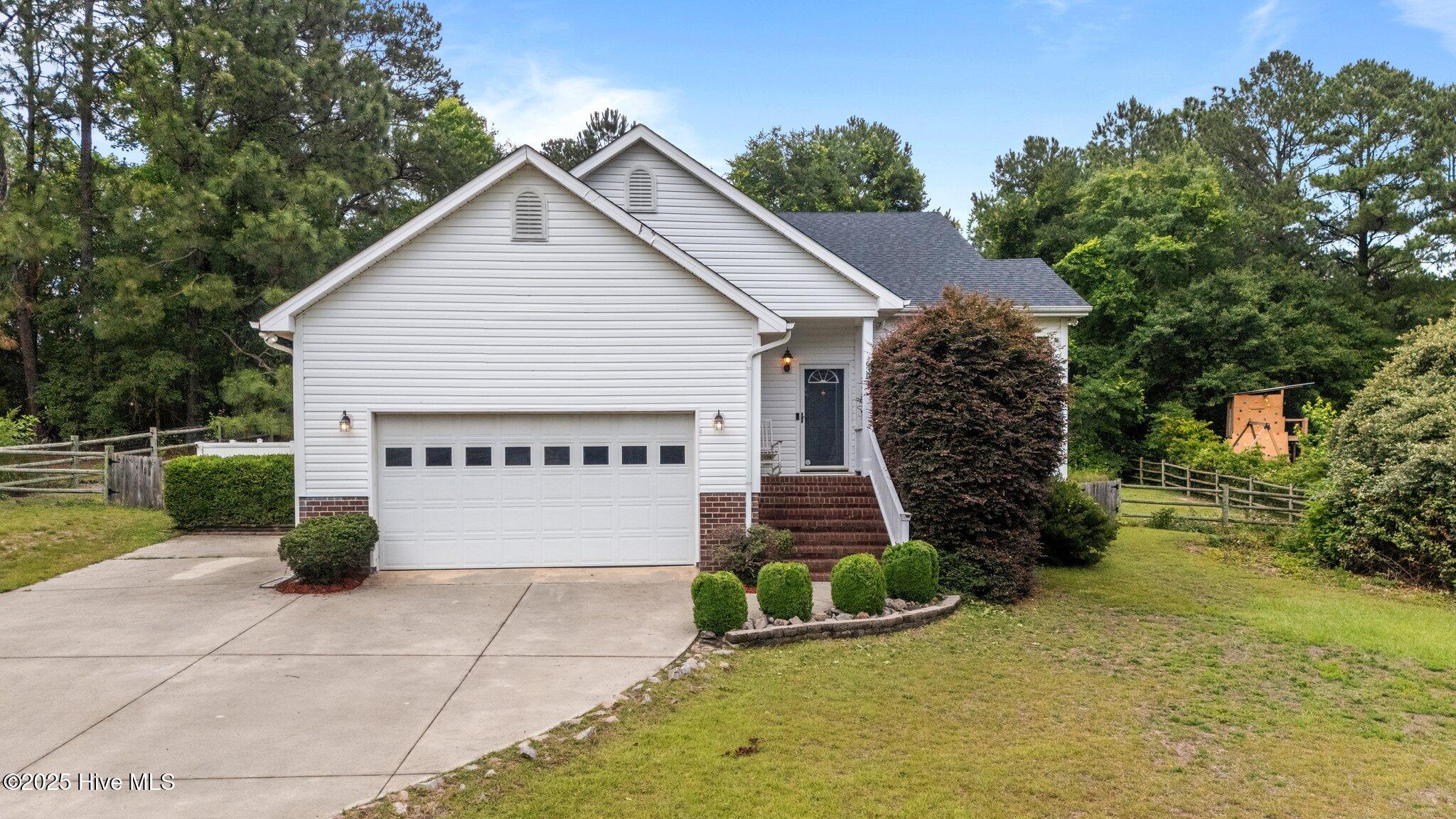 6301 Mockingbird Lane Property Photo 1