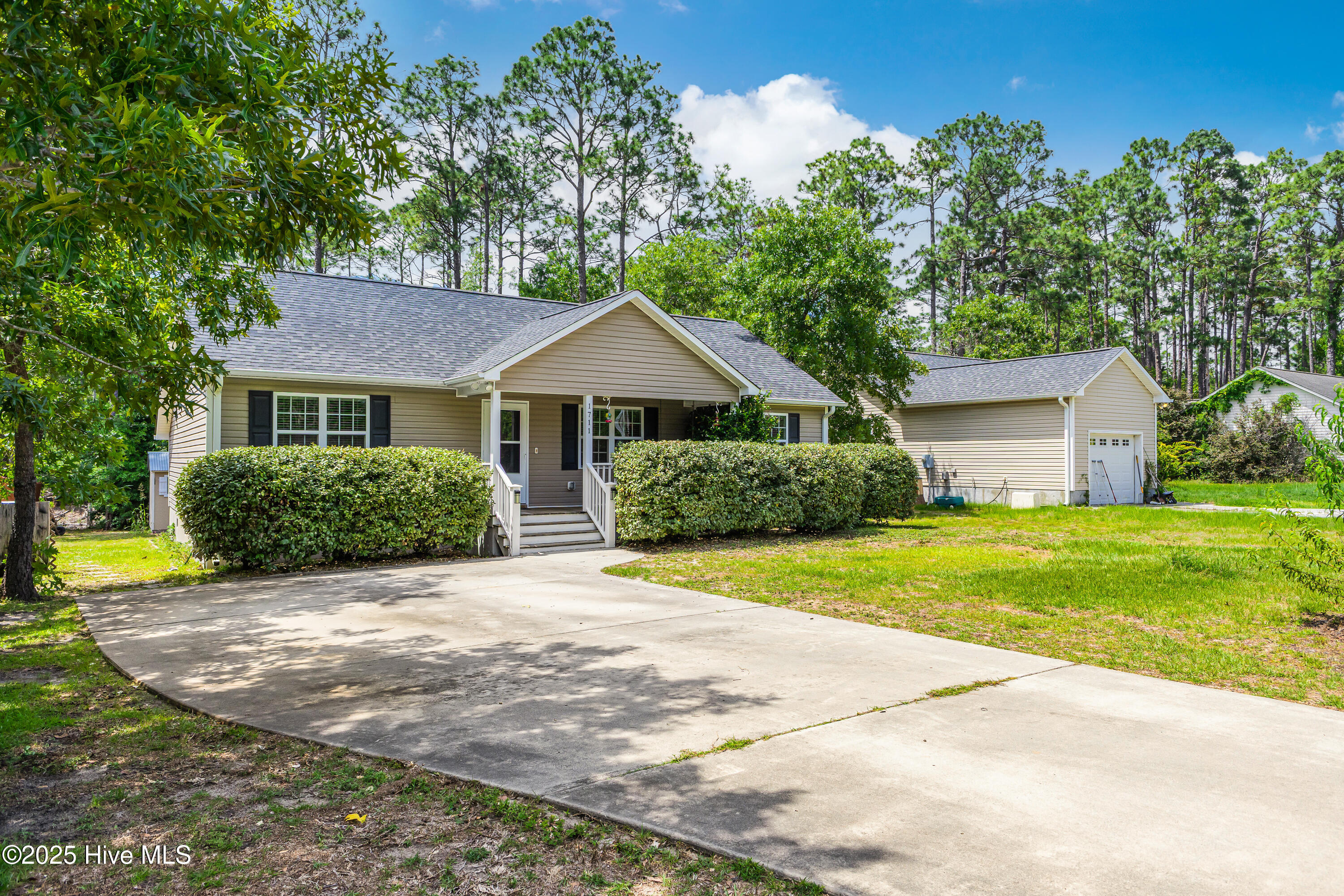 1711 Reidsville Road Property Photo 2
