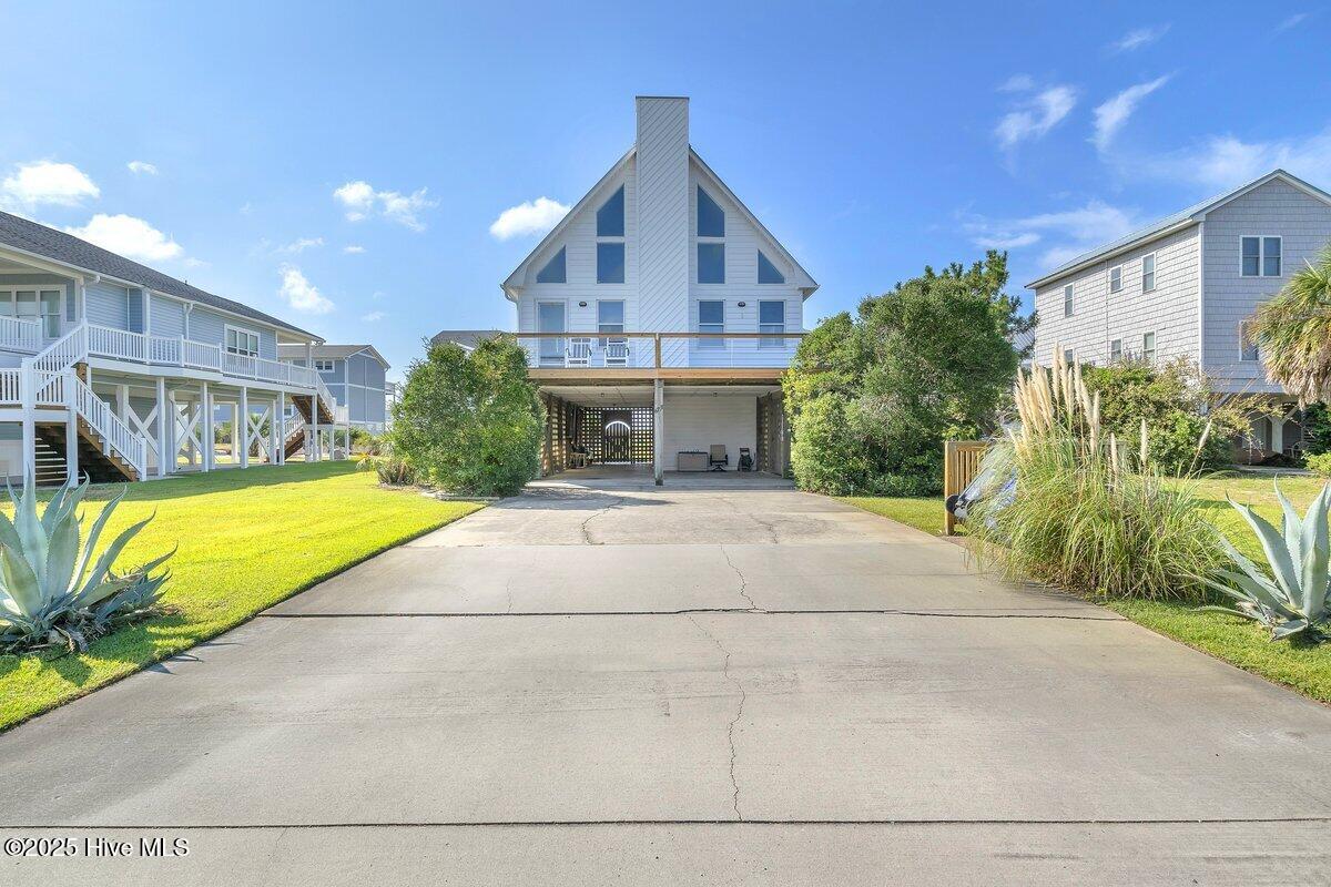 6707 Kings Lynn Drive Property Photo 1