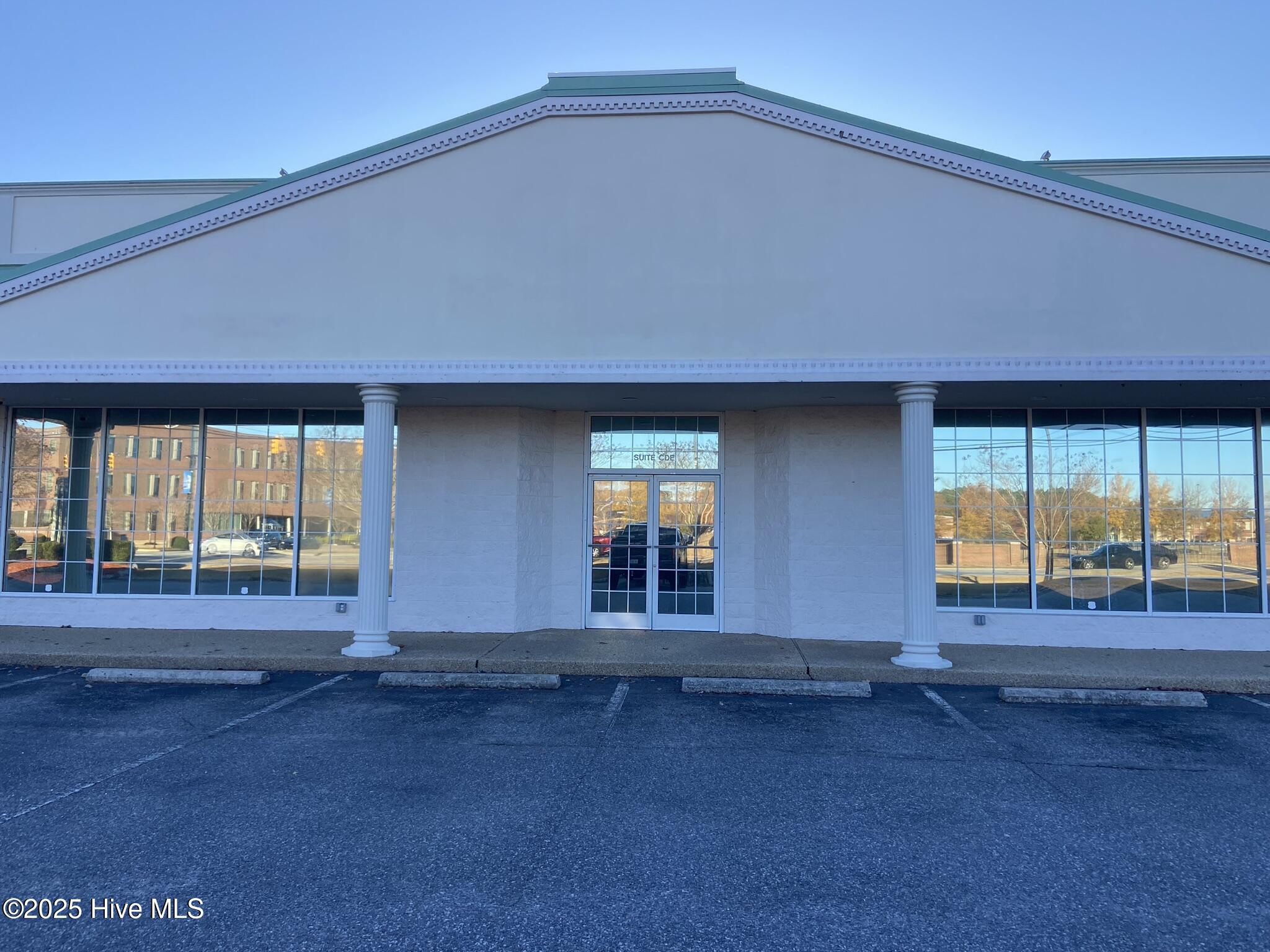1831 Weeksville Road Suites Cde&f Property Photo 1