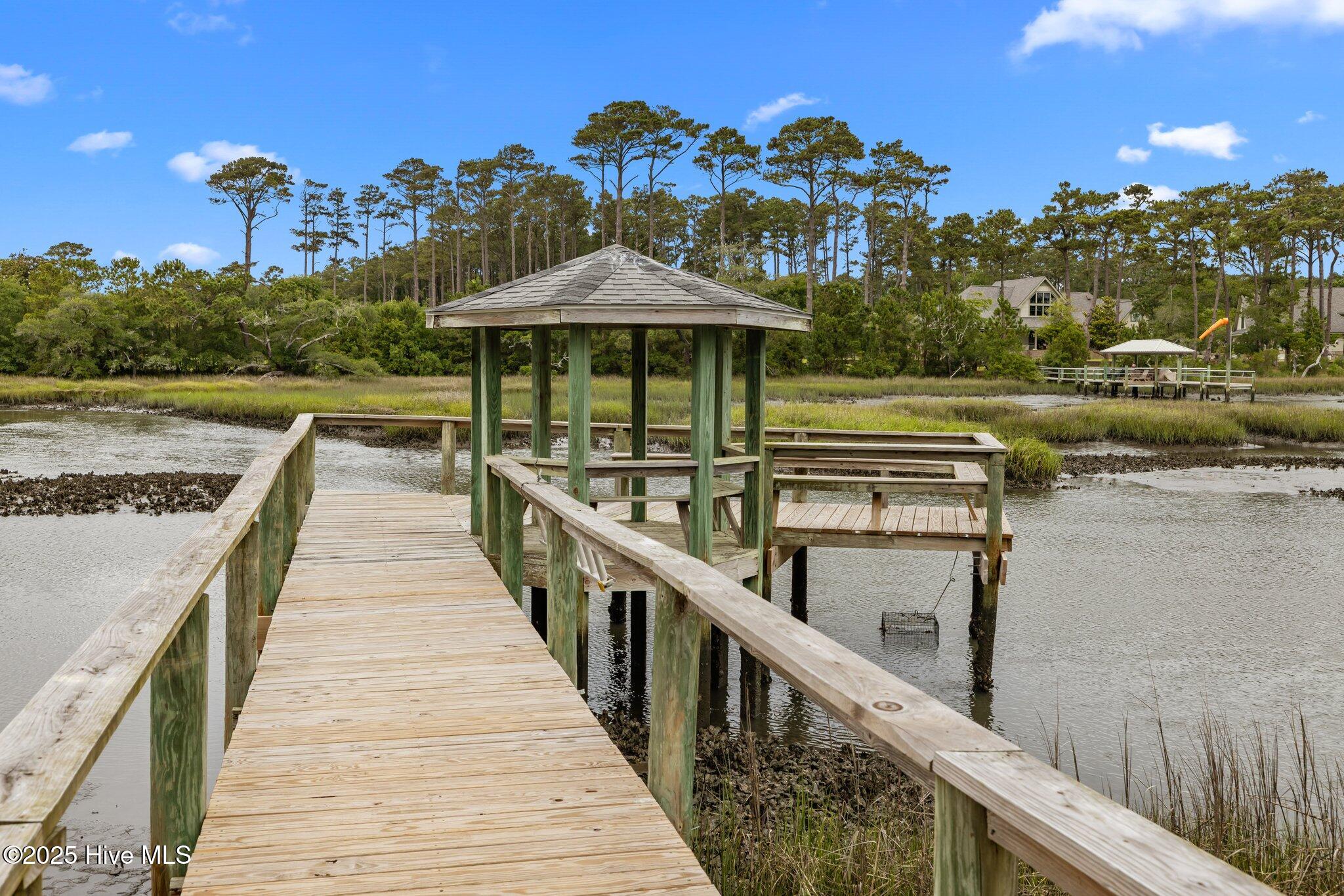 210 Winding Woods Way Property Photo 4