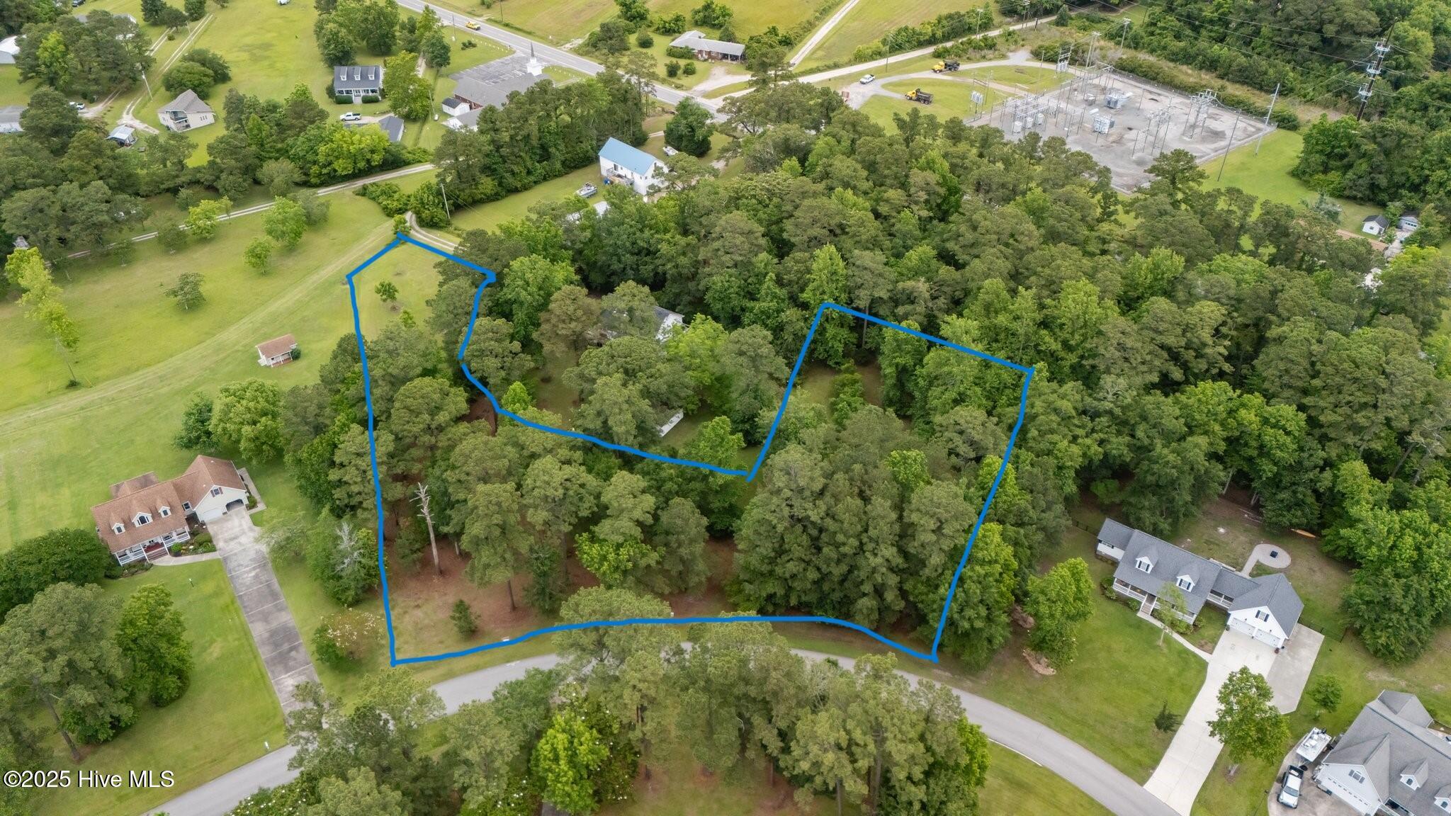 210 Winding Woods Way Property Photo 6