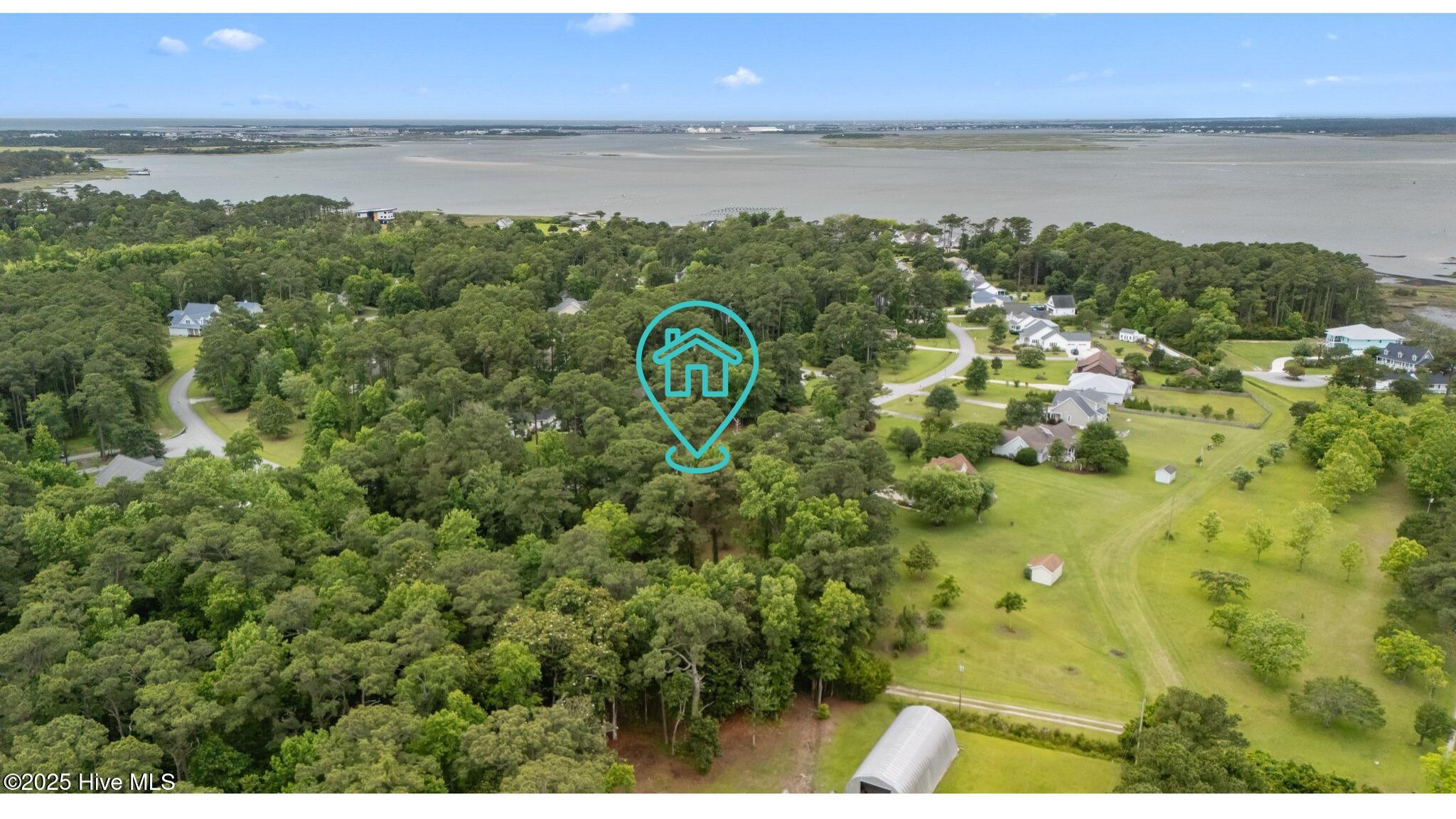 210 Winding Woods Way Property Photo 10