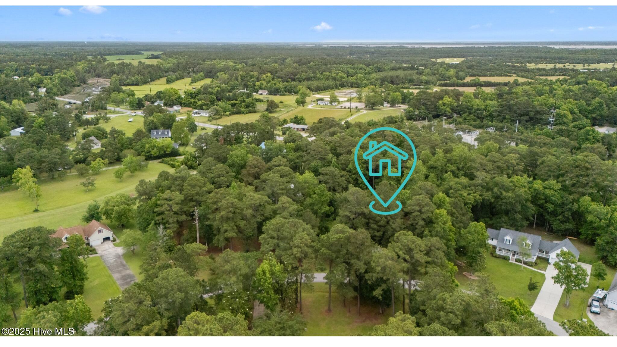 210 Winding Woods Way Property Photo 12