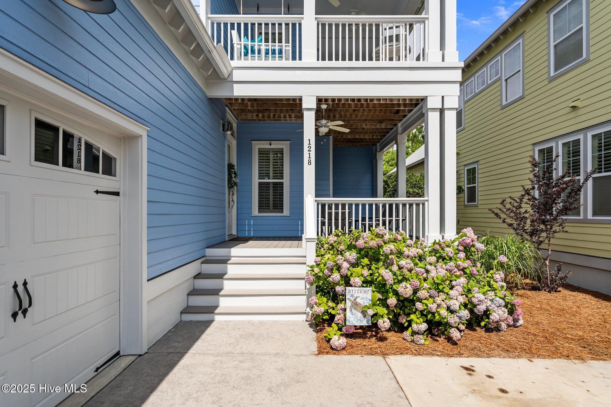 1218 Pinfish Lane Property Photo 2