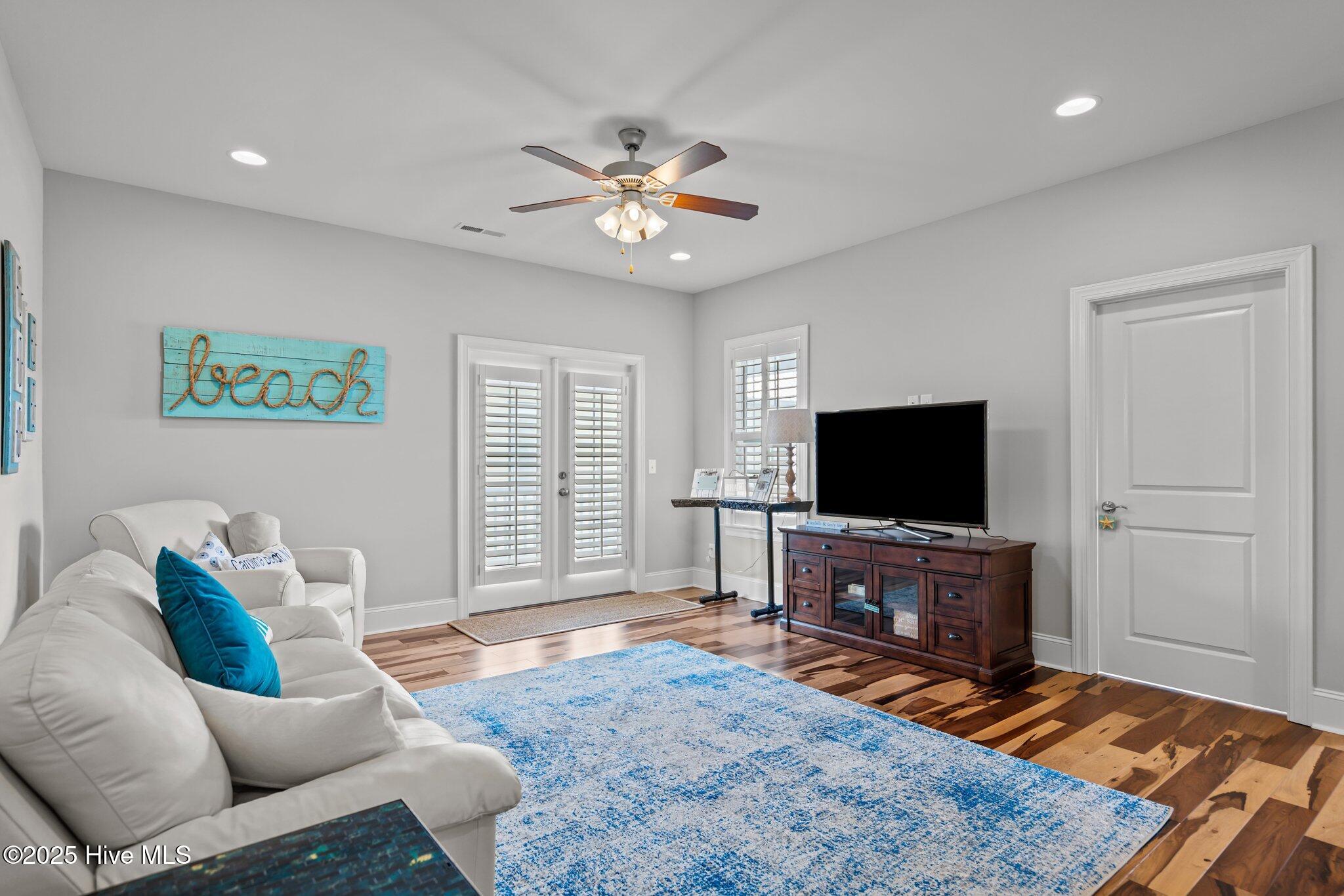 1218 Pinfish Lane Property Photo 28