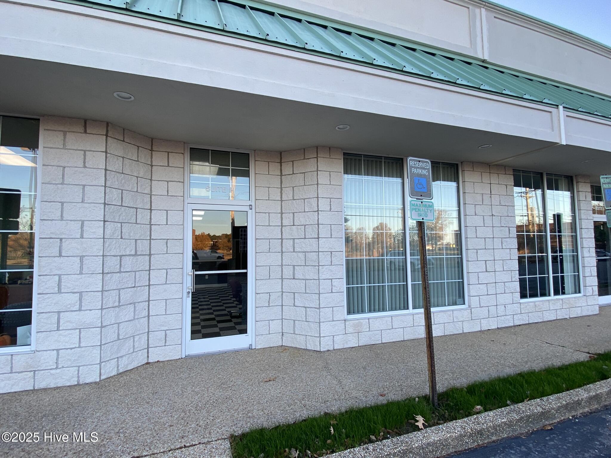 1831 Weeksville Road Suite H Property Photo 1
