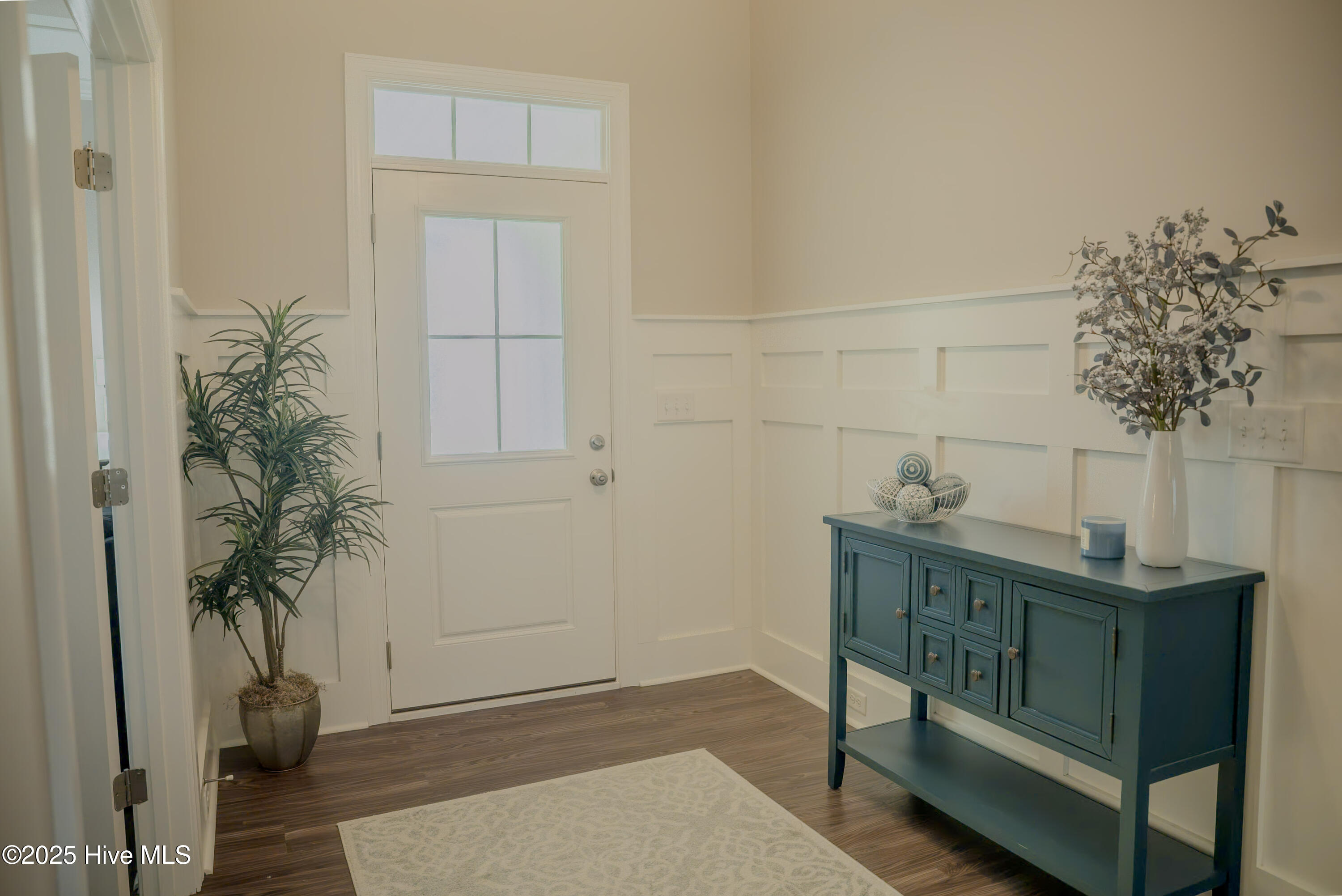 116 Helmsman Drive Property Photo 8