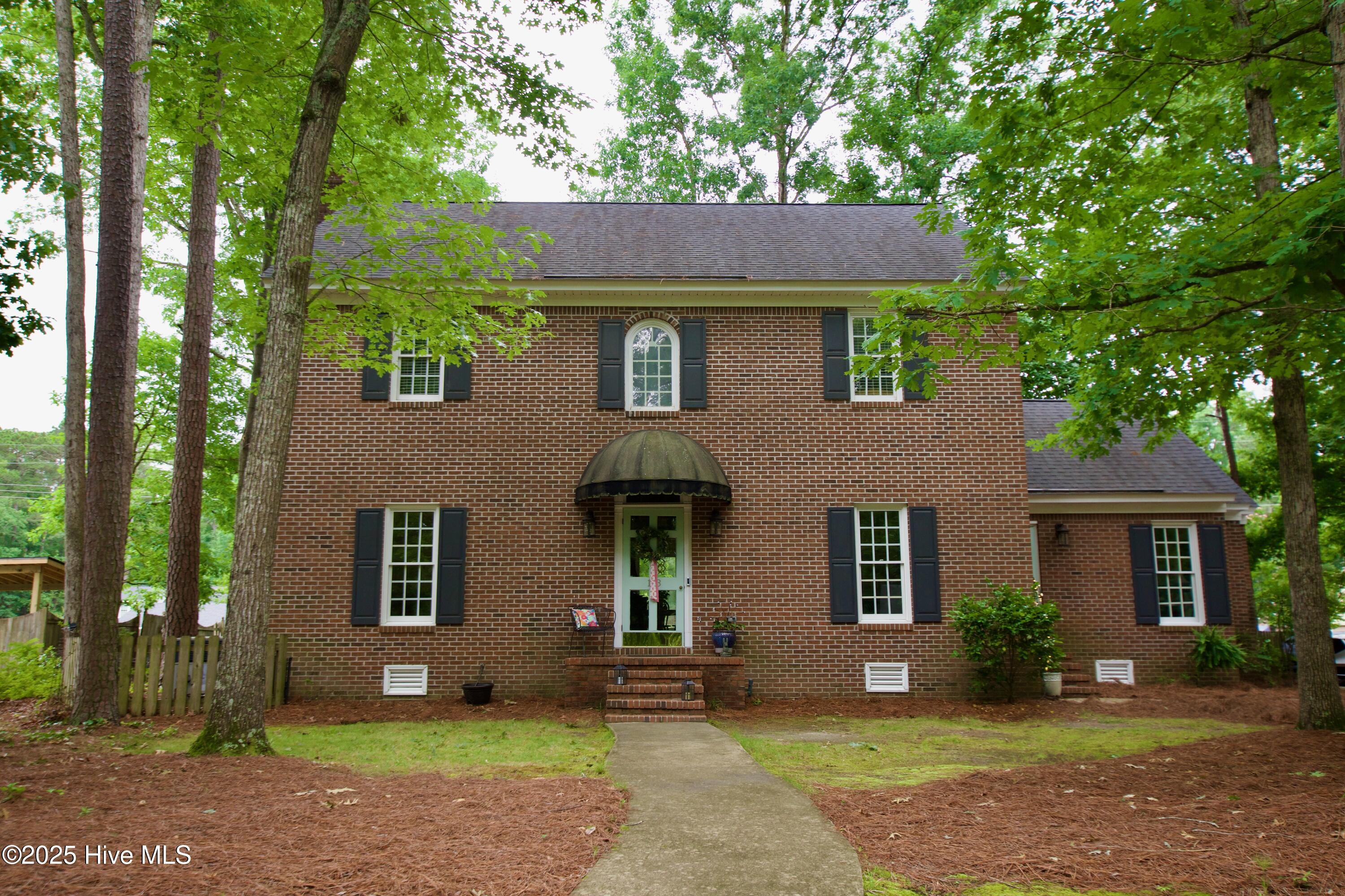 113 Edinborough Court Property Photo 1