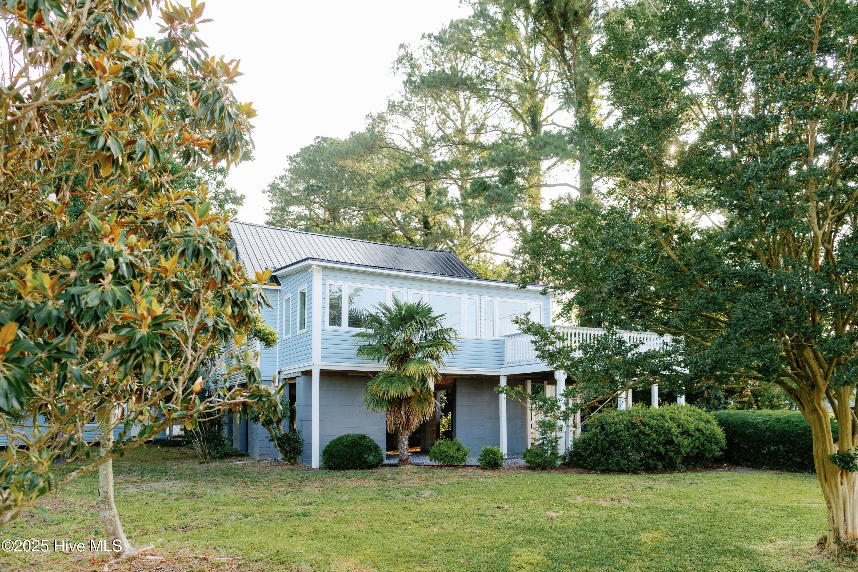 1498 Bayview Road Property Photo 1