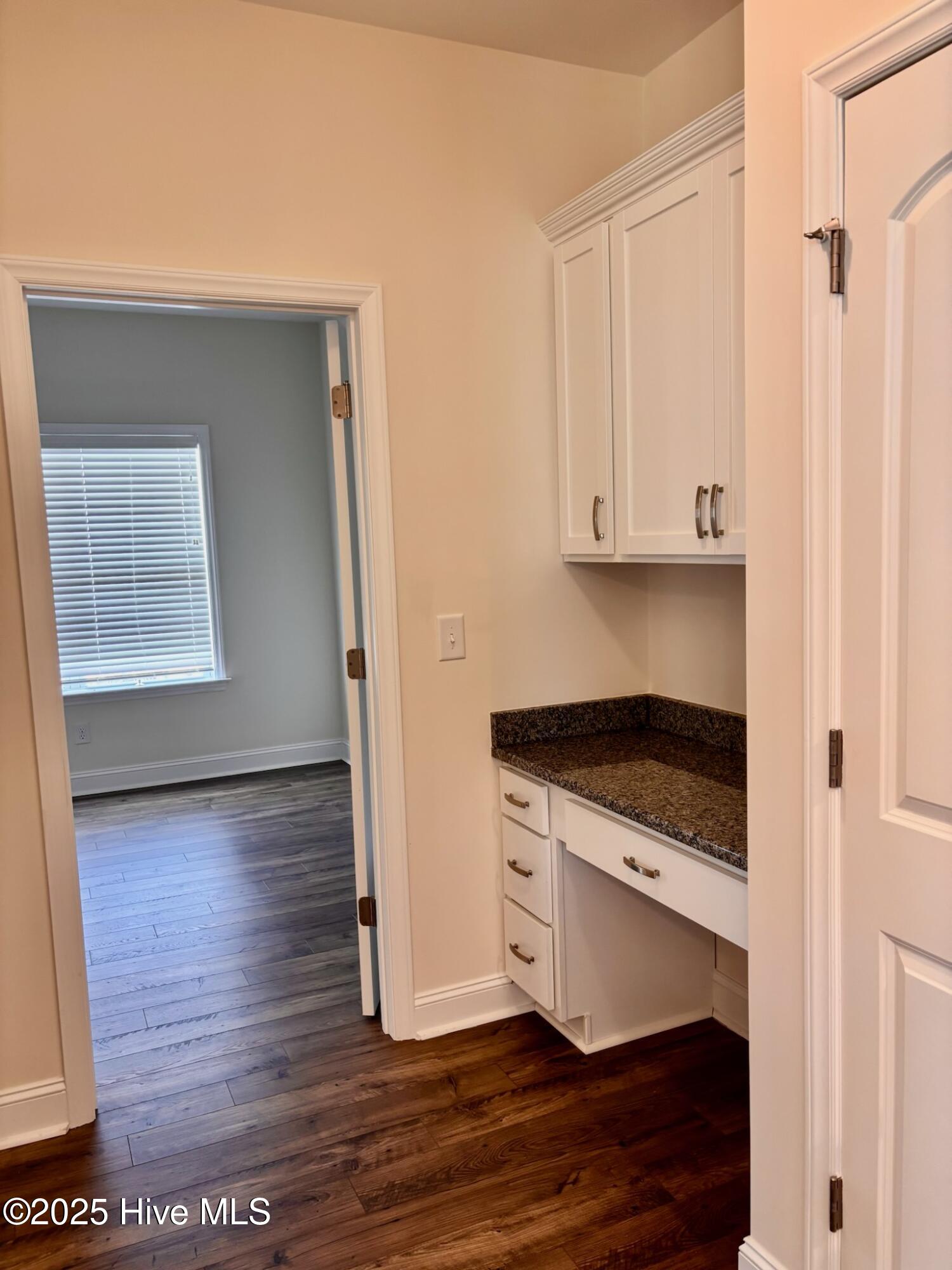 605 Moonstone Court Property Photo 4