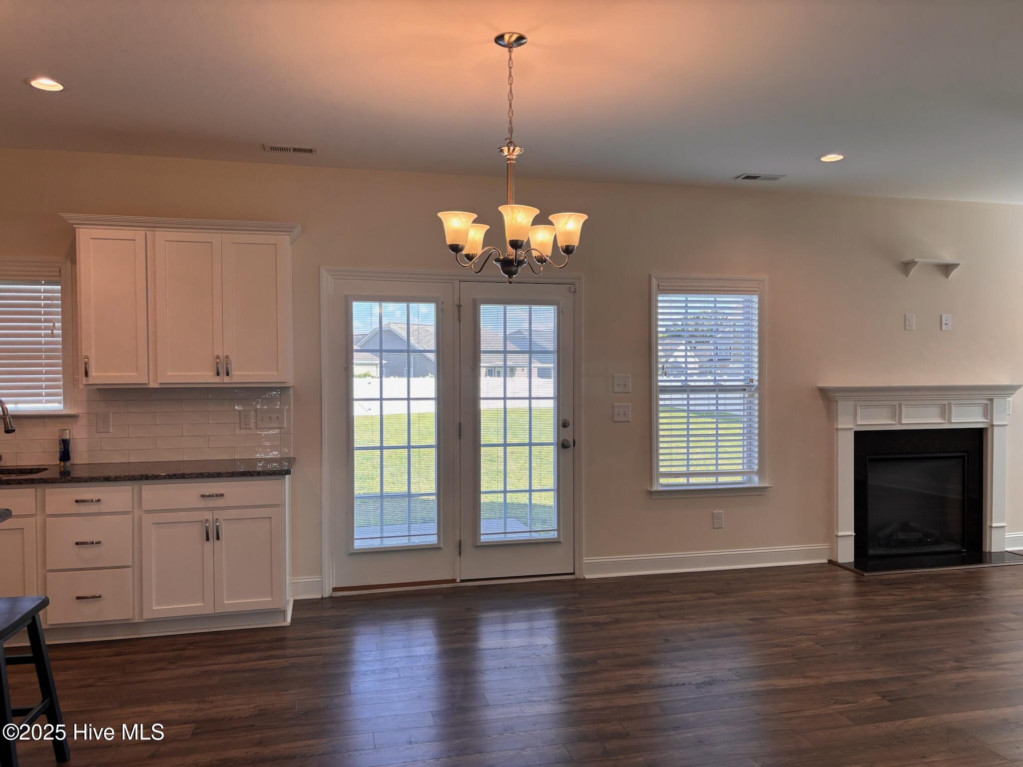 605 Moonstone Court Property Photo 6
