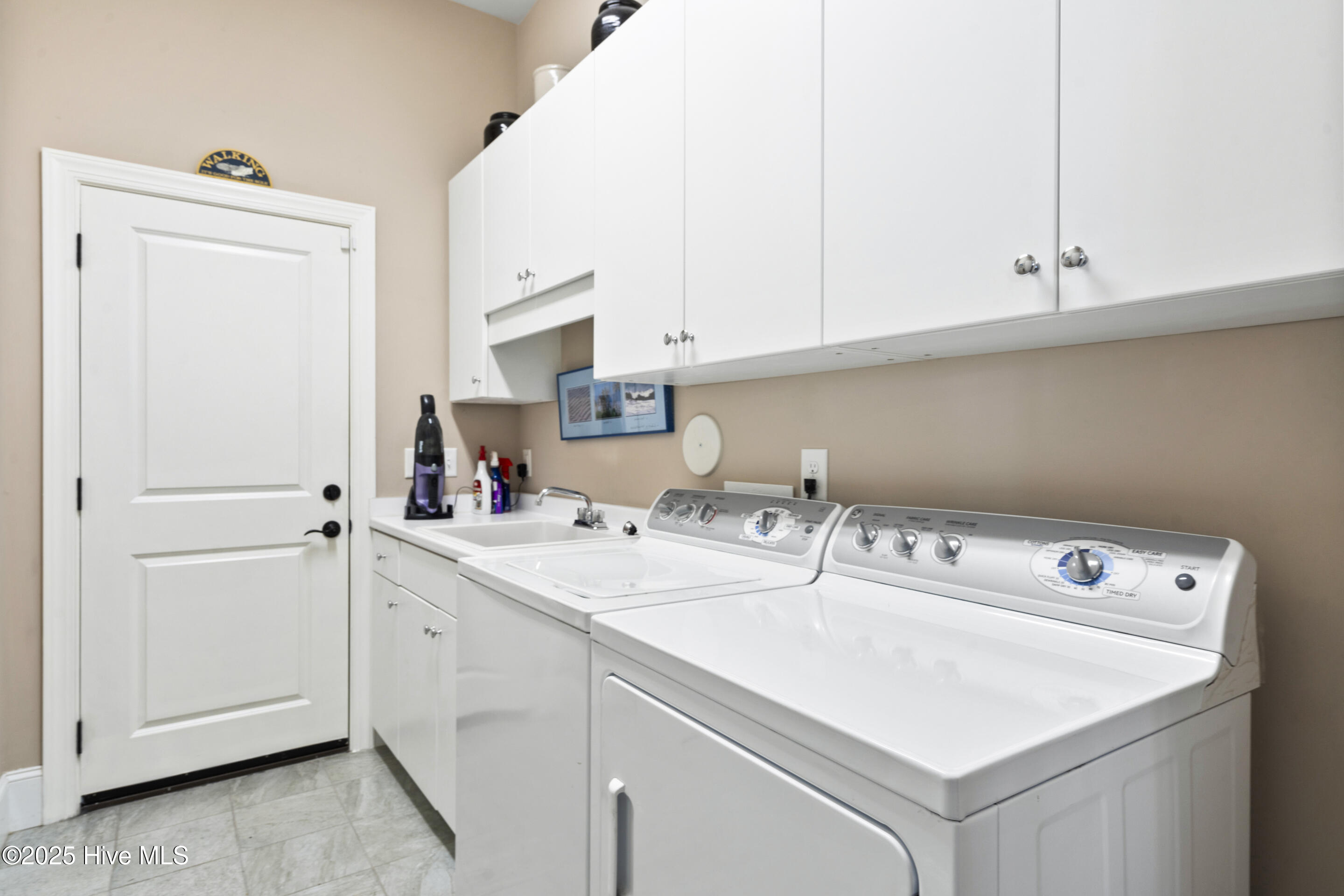 1502 Crows Landing Circle Property Photo 39
