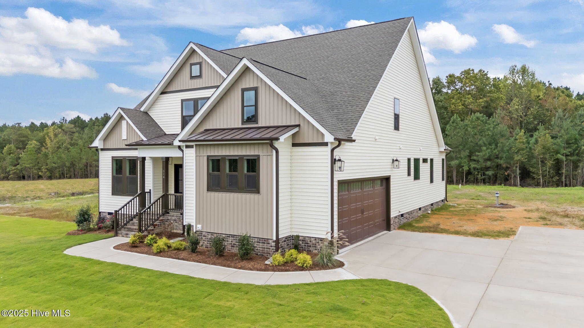 516 Hillard Lane Property Photo 2