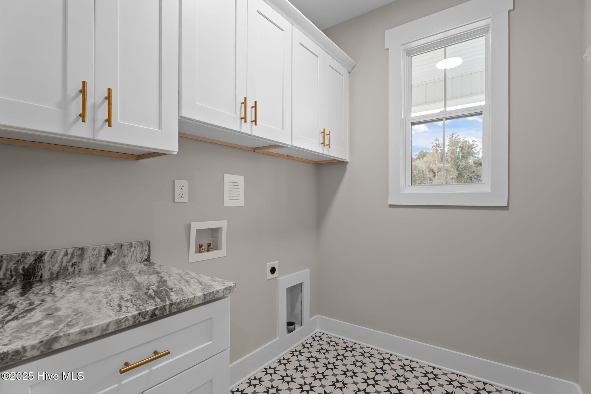 516 Hillard Lane Property Photo 14