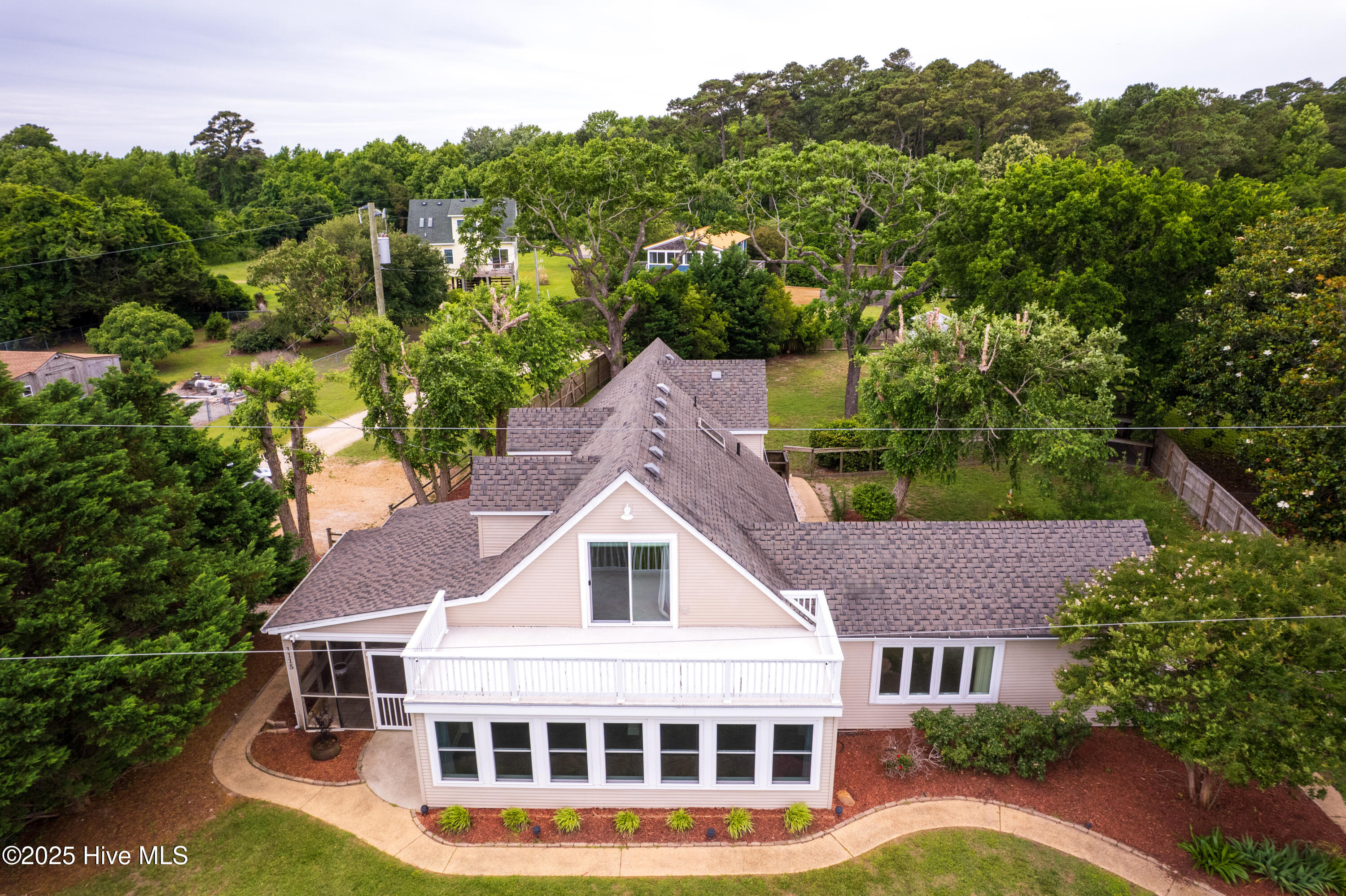 1115 Waterlily Road Property Photo 1