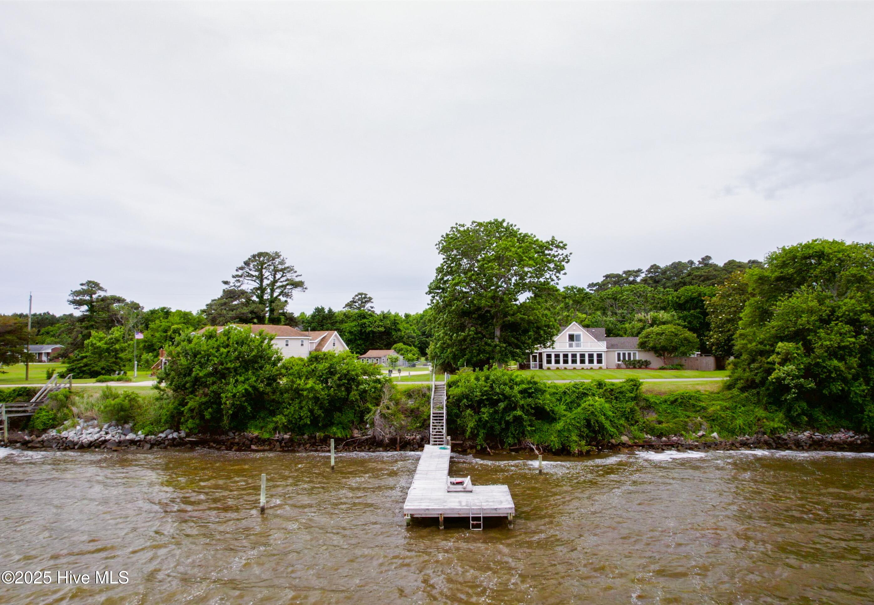 1115 Waterlily Road Property Photo 1