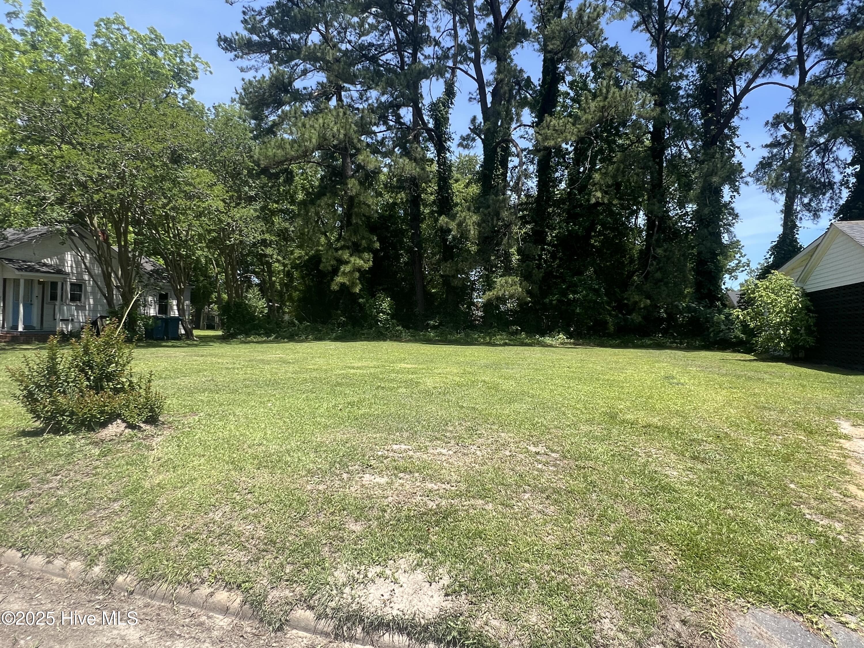 1016 E 5th Street Property Photo 1