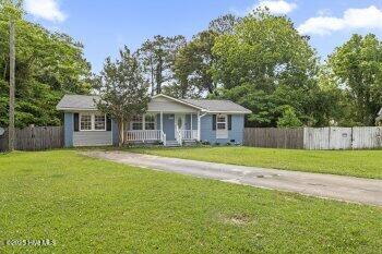 113 Yorkshire Drive Property Photo 2