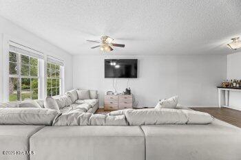 113 Yorkshire Drive Property Photo 6