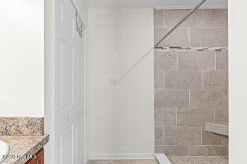 113 Yorkshire Drive Property Photo 20