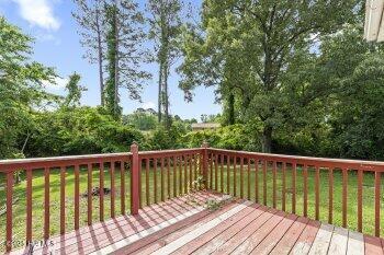 113 Yorkshire Drive Property Photo 23