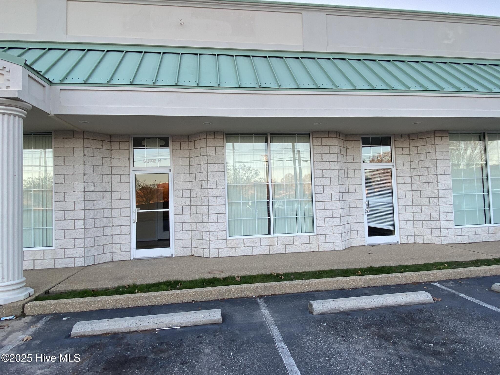 1831 Weeksville Road Suites N&o Property Photo 1