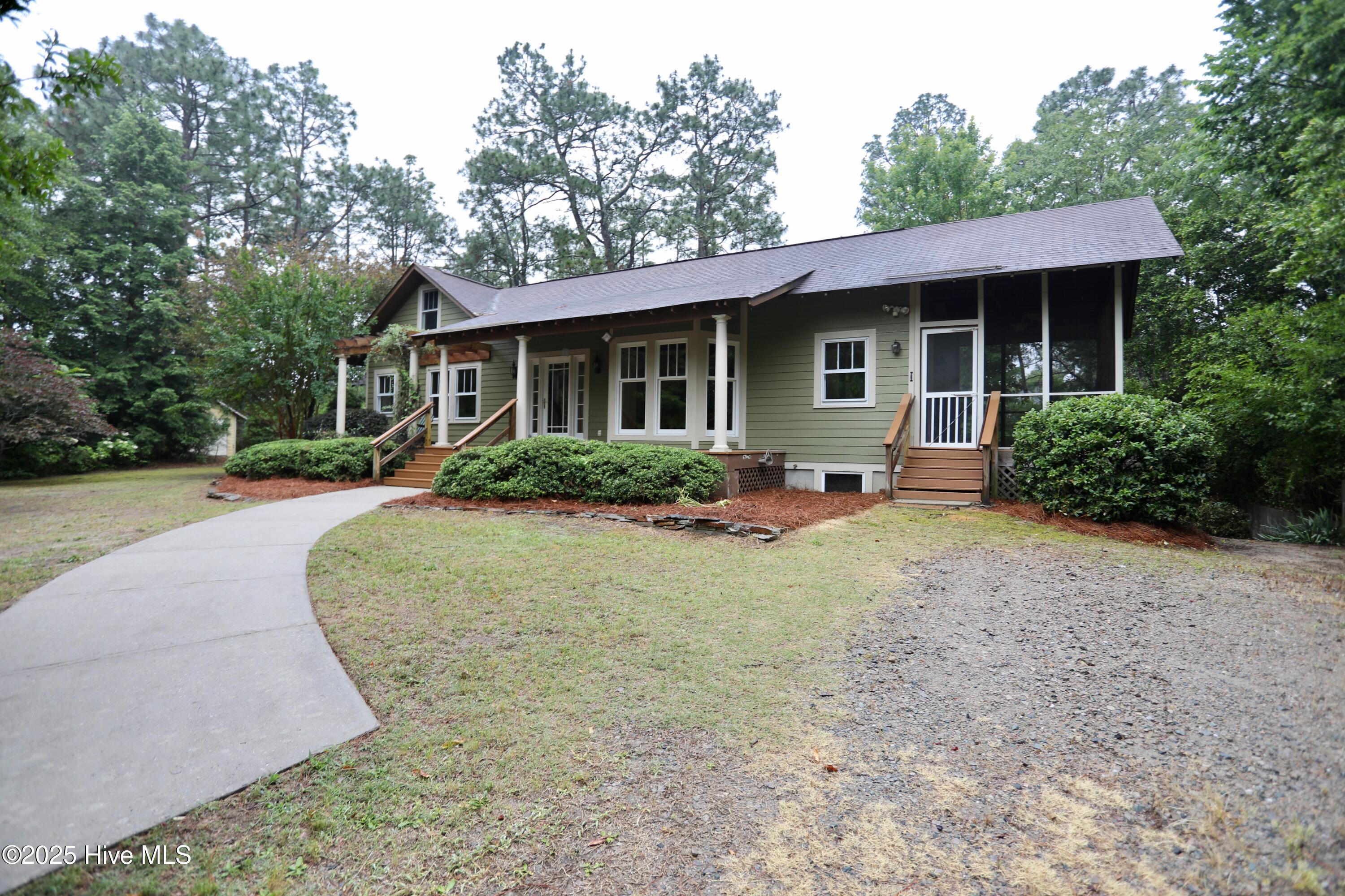 5866 US-1 Property Photo 1