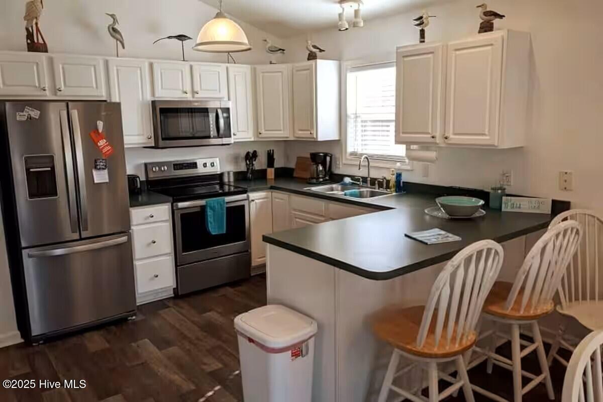 703 Suffolk Street Property Photo 3