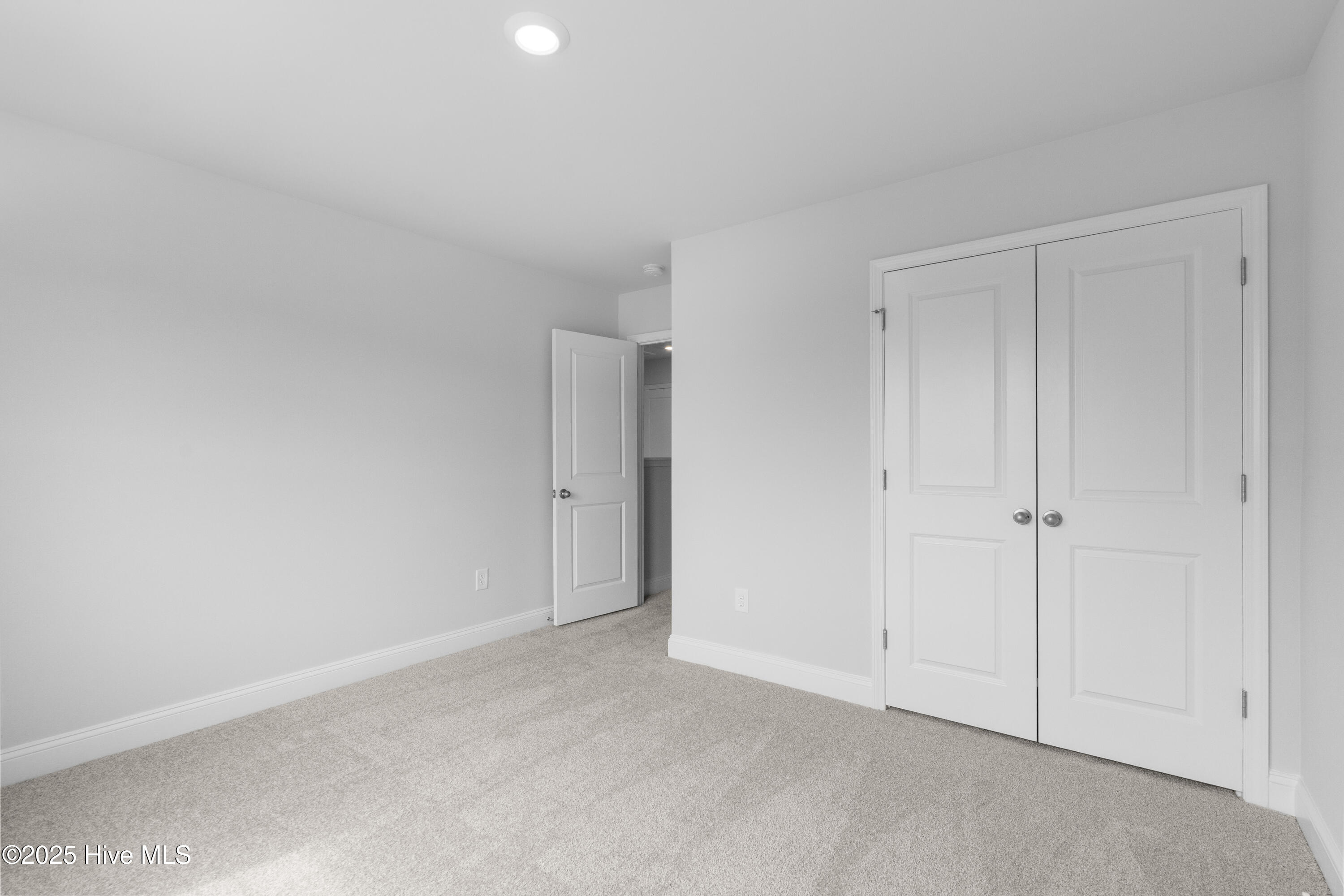 258 Arnette Drive 81 B Property Photo 22