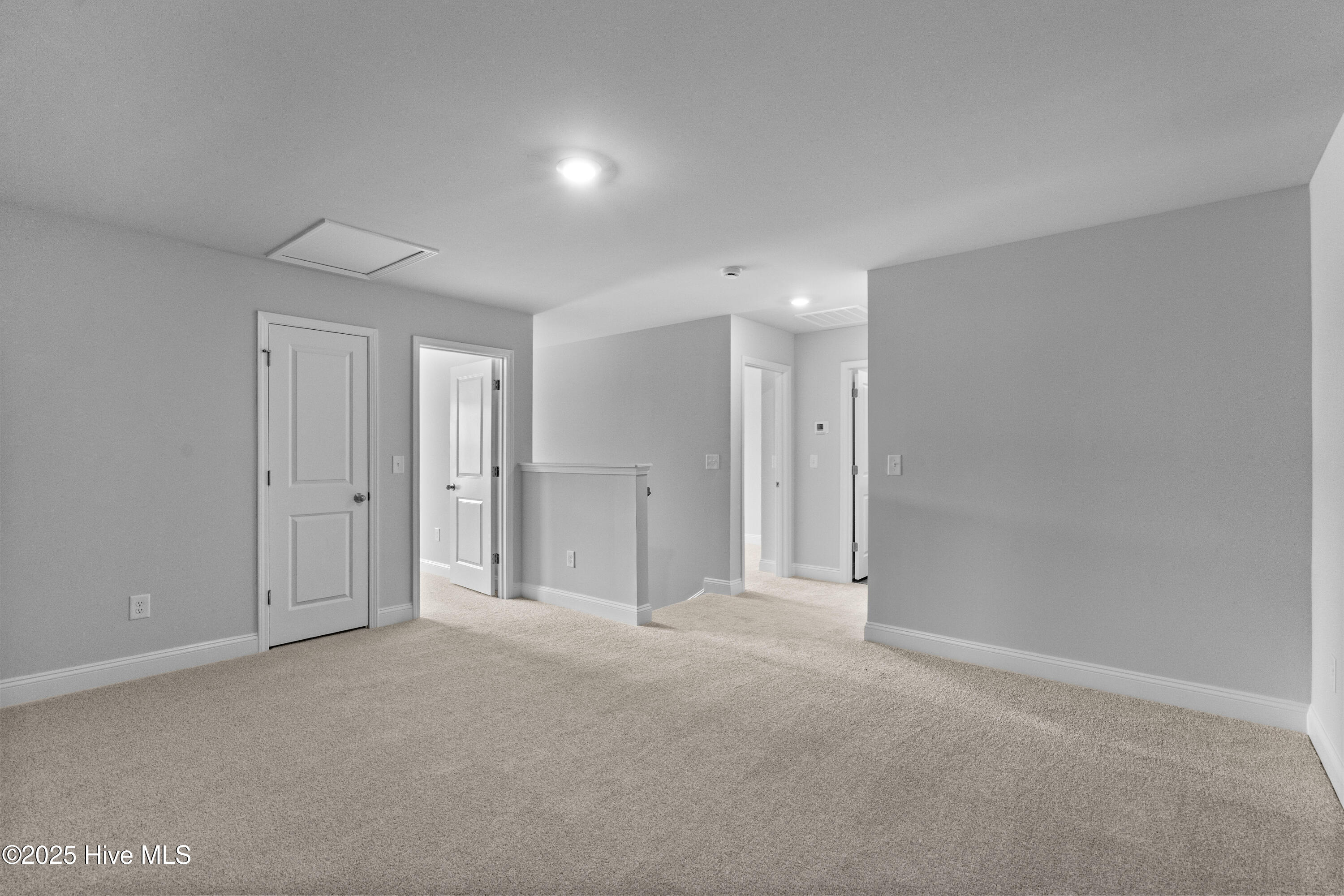 258 Arnette Drive 81 B Property Photo 25