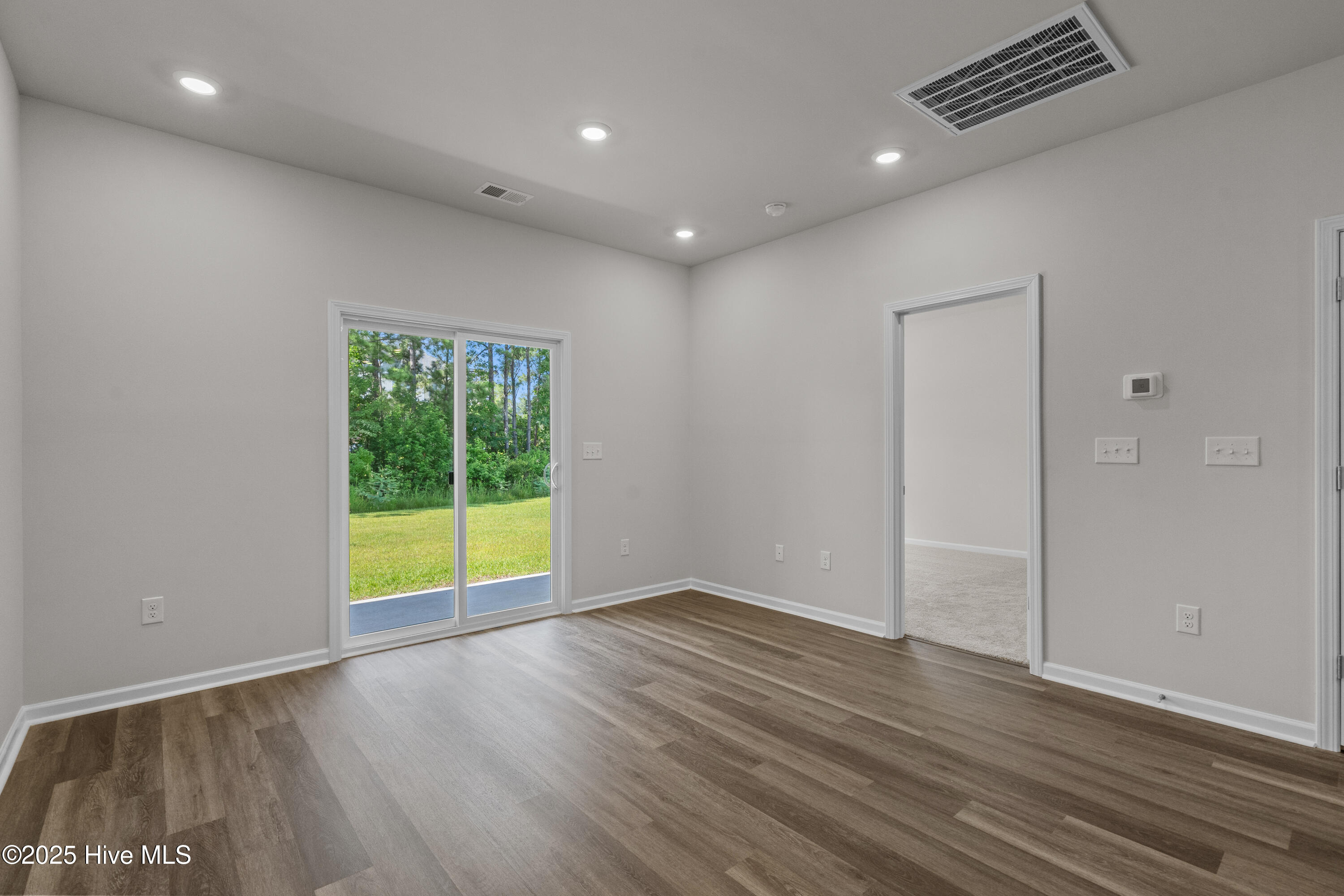 258 Arnette Drive 81 B Property Photo 33