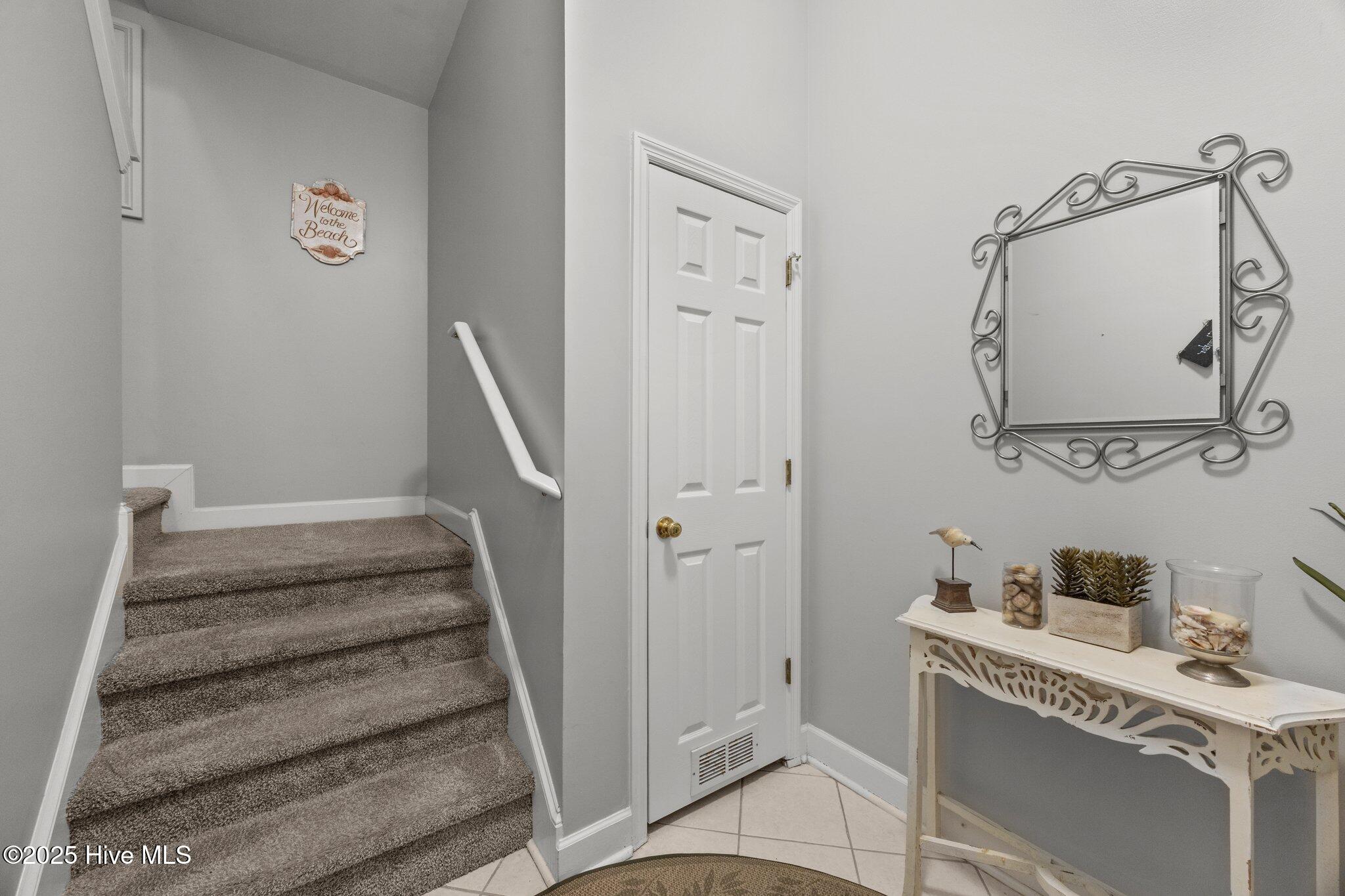 3725 Island Drive Property Photo 8
