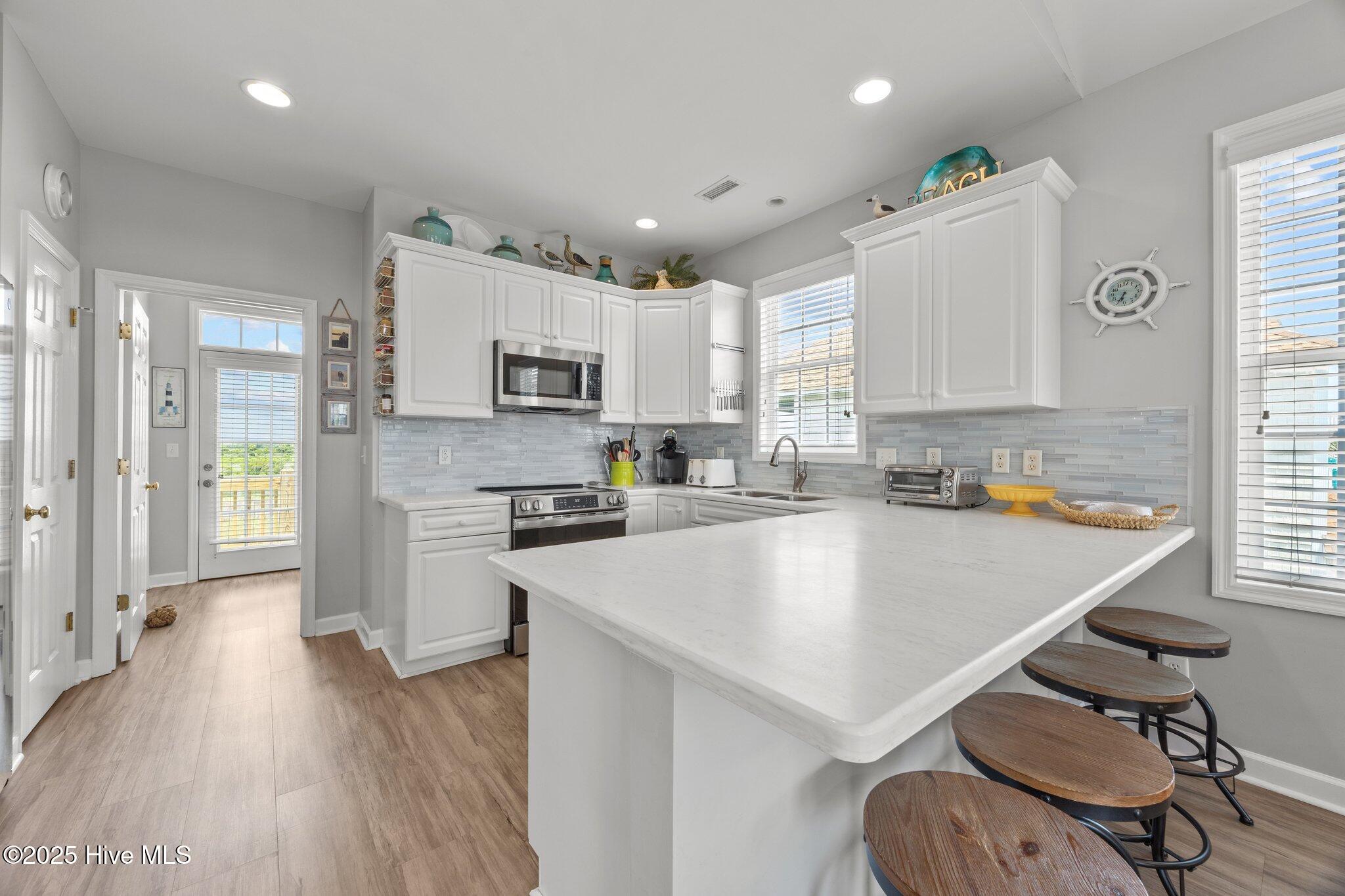 3725 Island Drive Property Photo 15