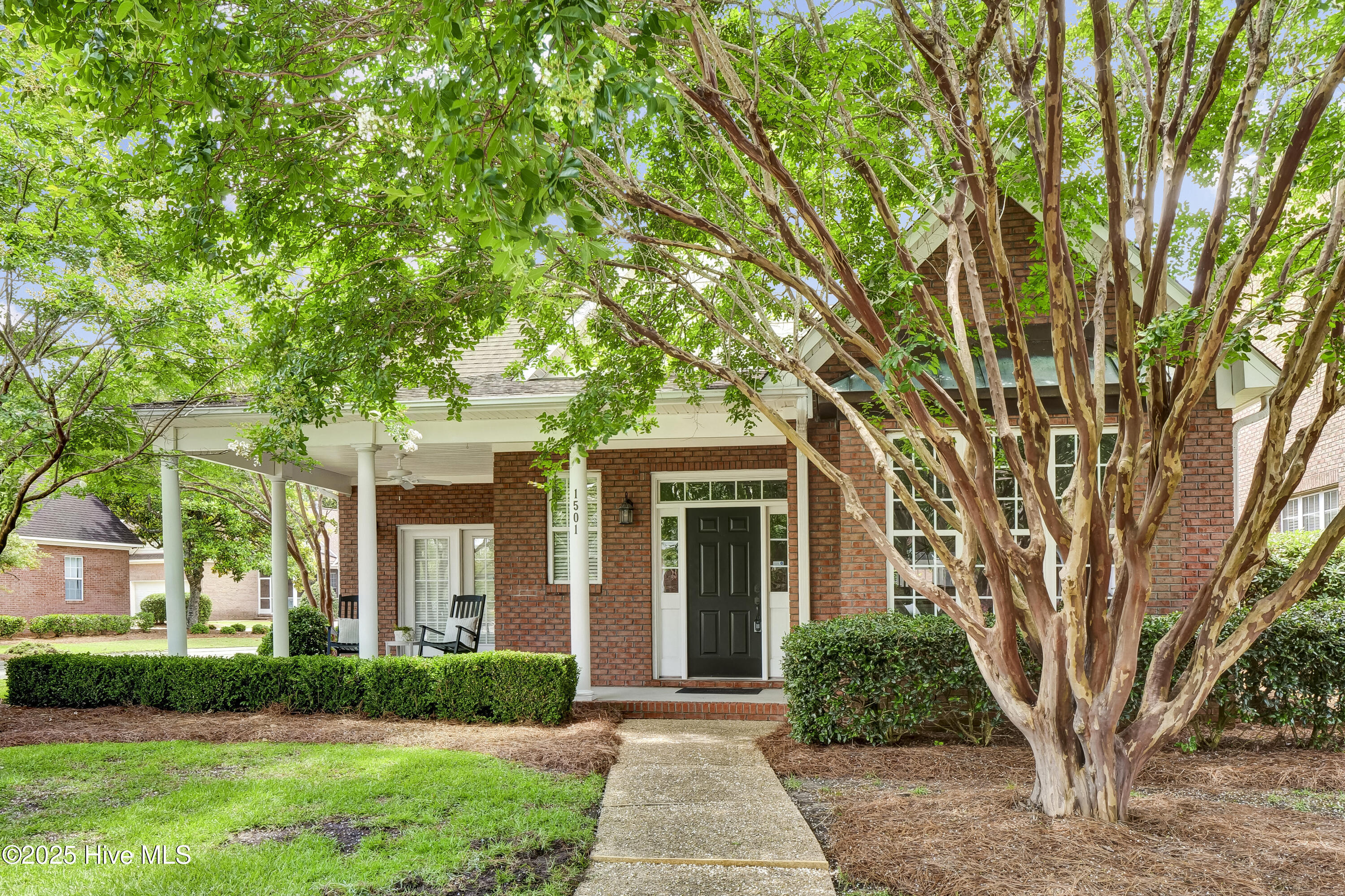 1501 W Morning Dove Court Property Photo 1