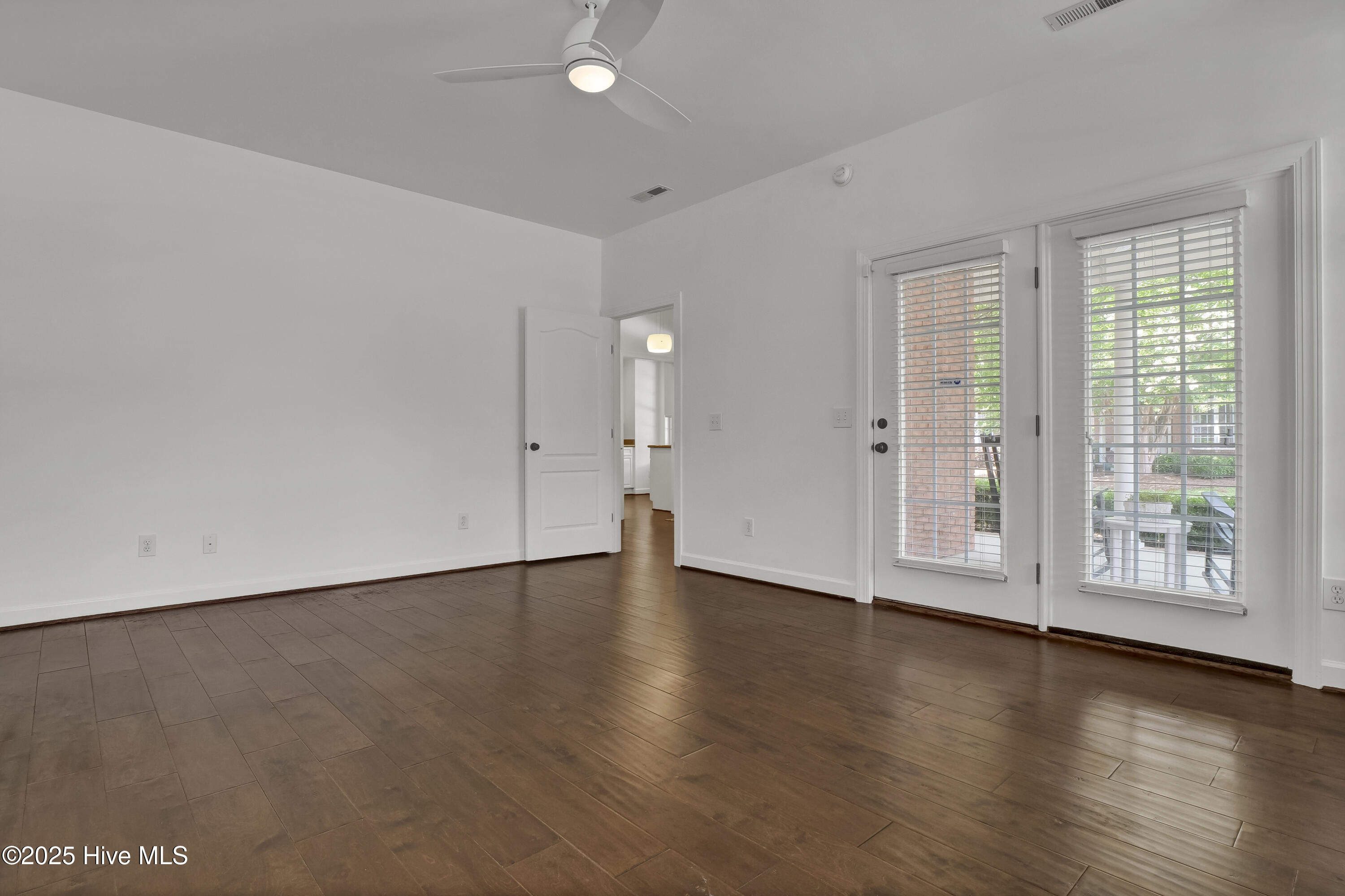 1501 W Morning Dove Court Property Photo 16