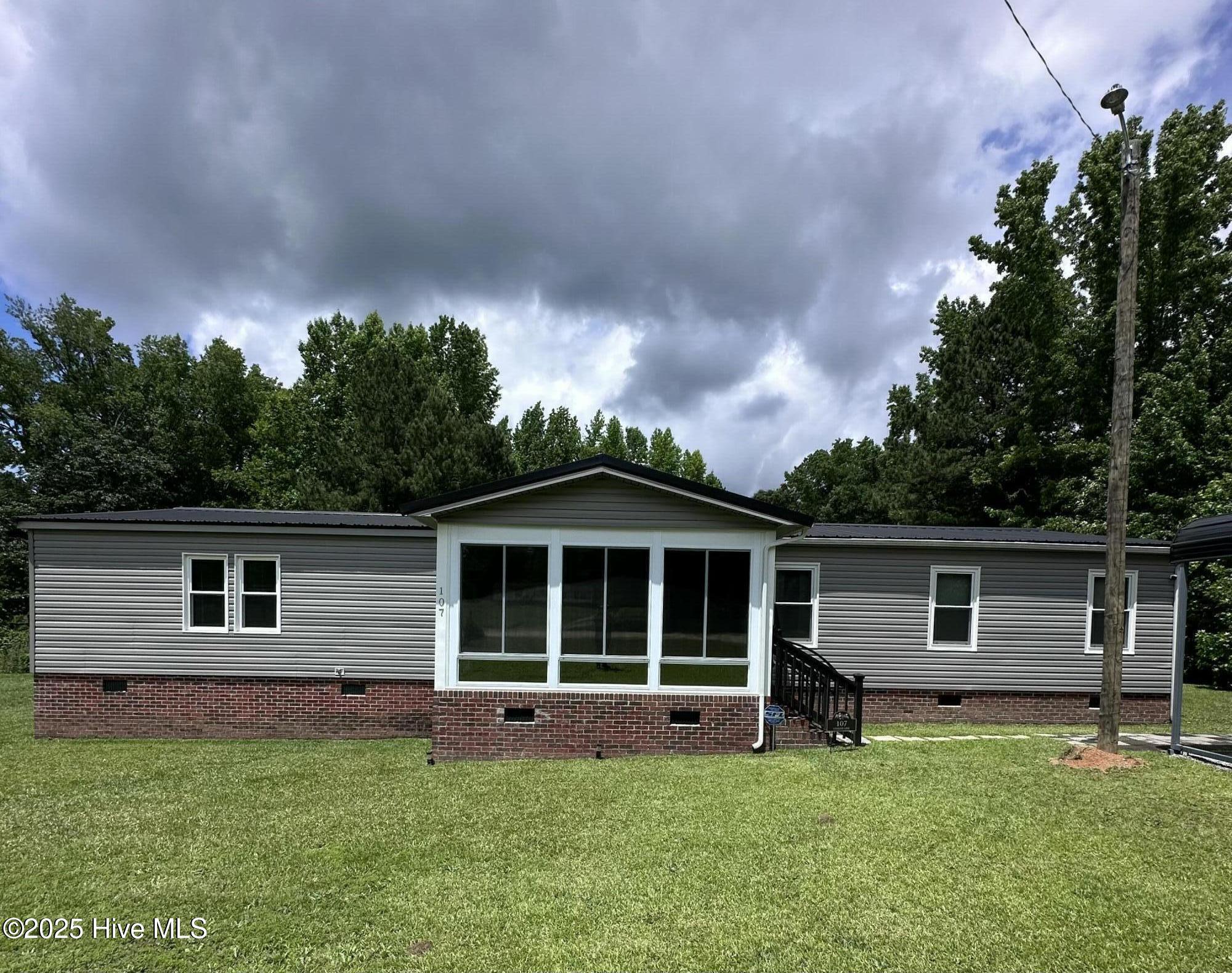107 Cavalier Lane Property Photo 1