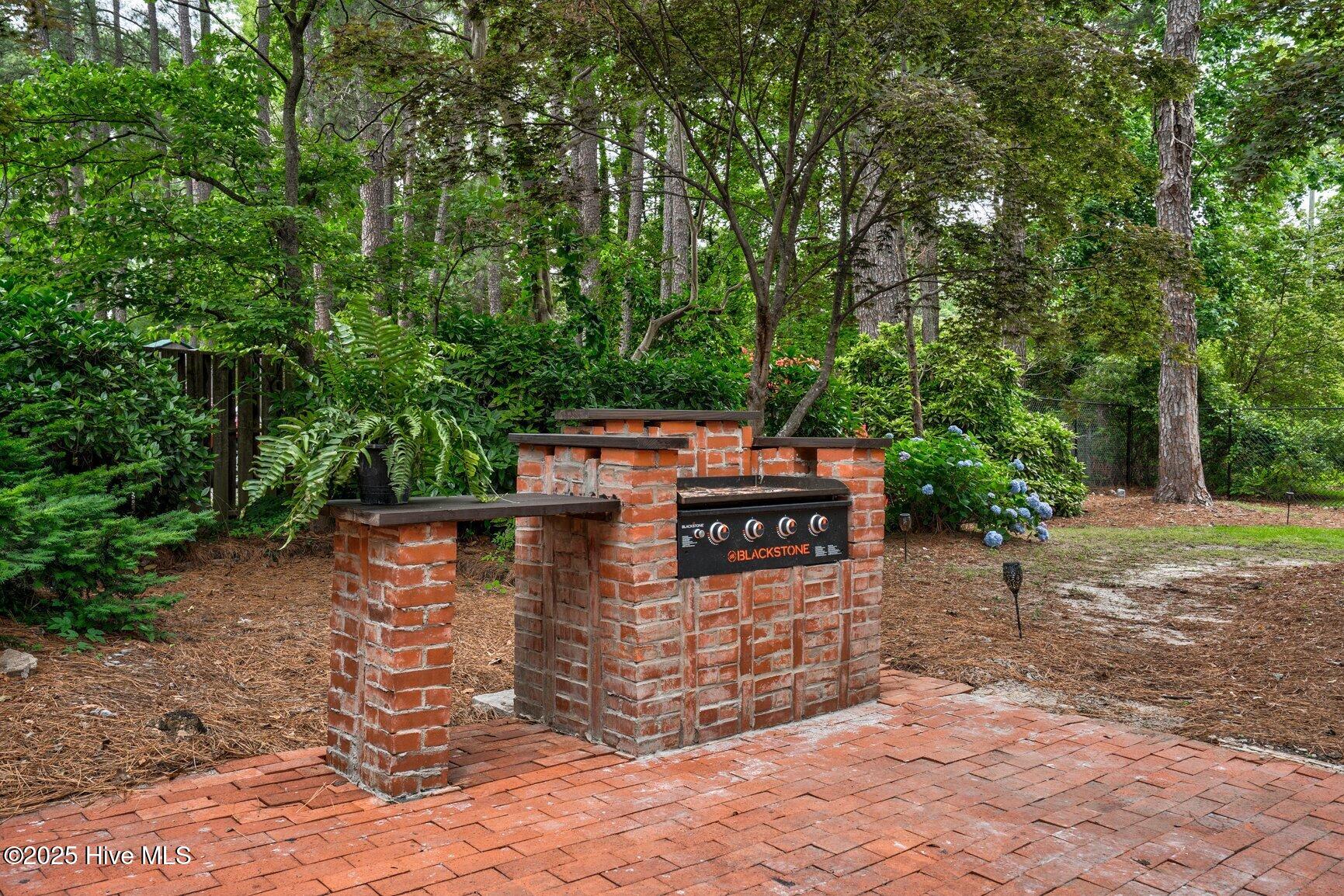 3504 Sheffield Drive Property Photo 8