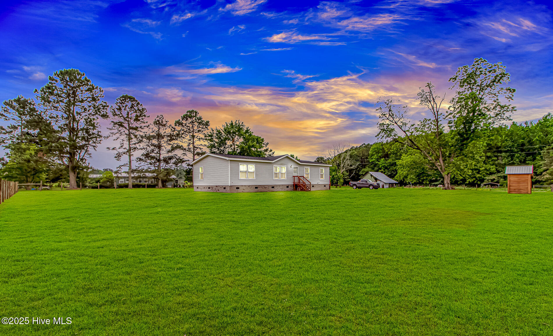 198 Kinlaw Drive Property Photo