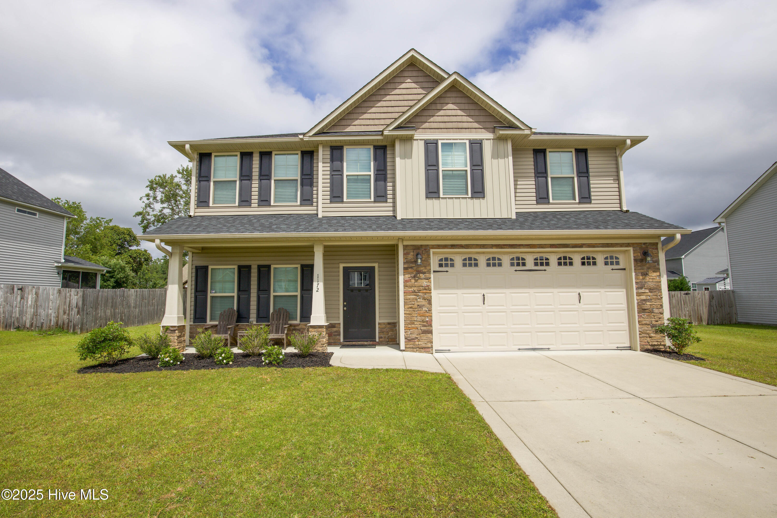 1172 Yellowwood Drive Property Photo 1