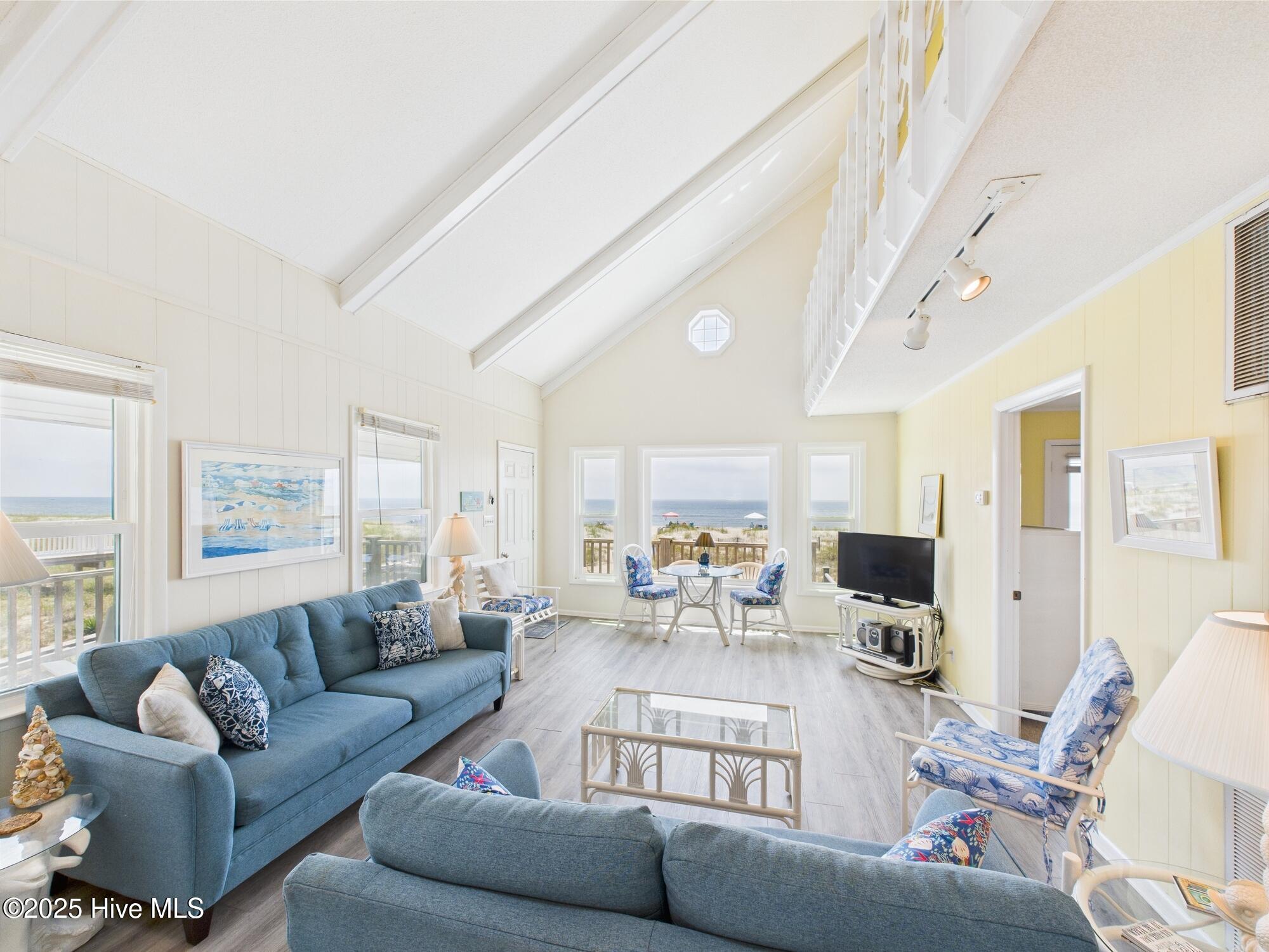 359 Ocean Boulevard Property Photo 5