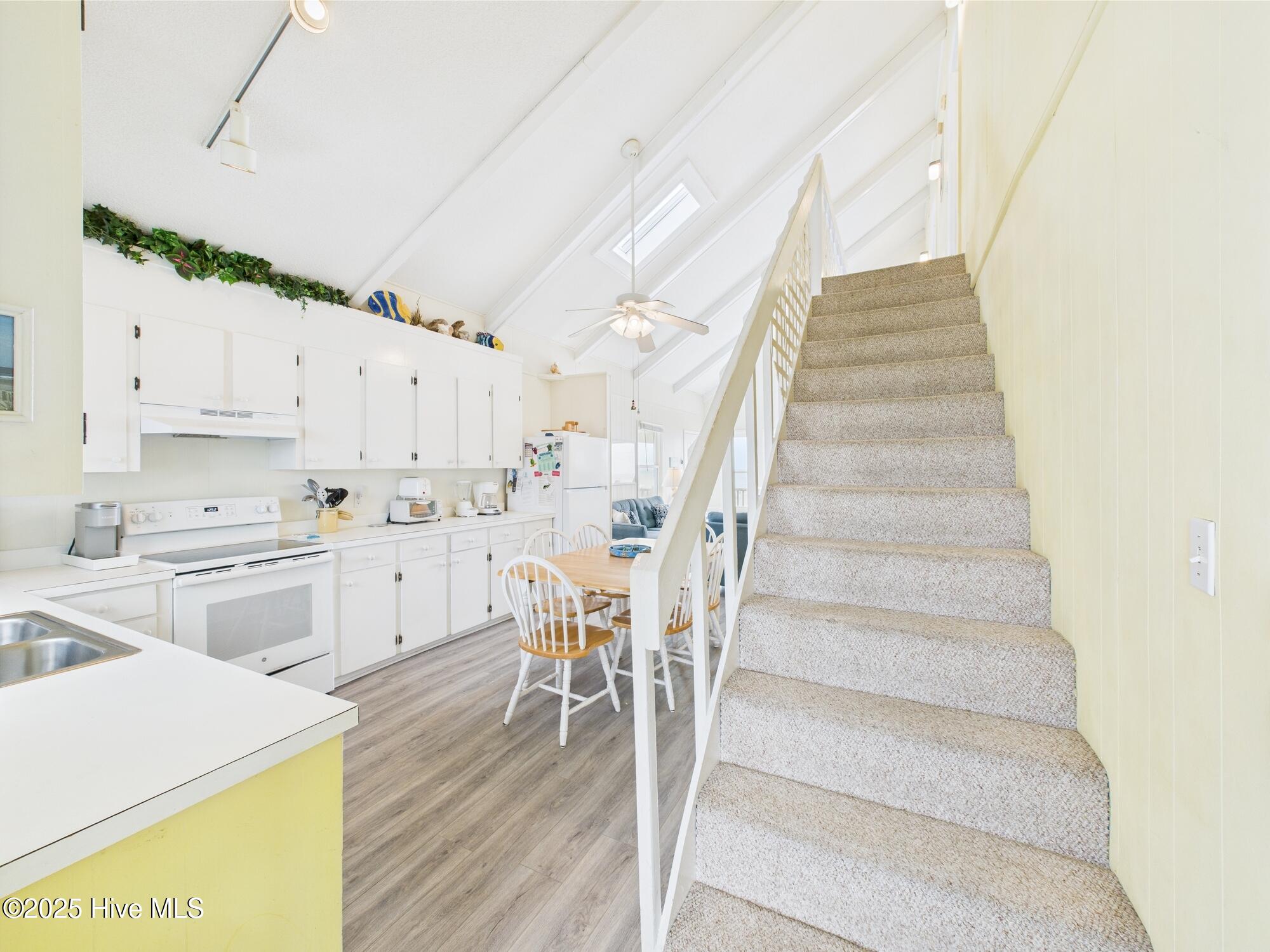359 Ocean Boulevard Property Photo 19
