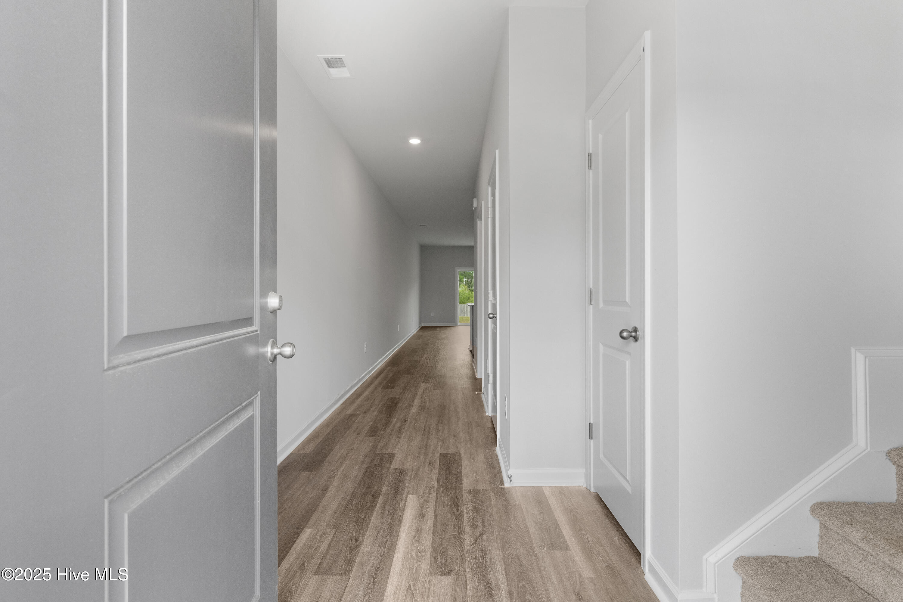 250 Arnette Drive 83 B Property Photo 4