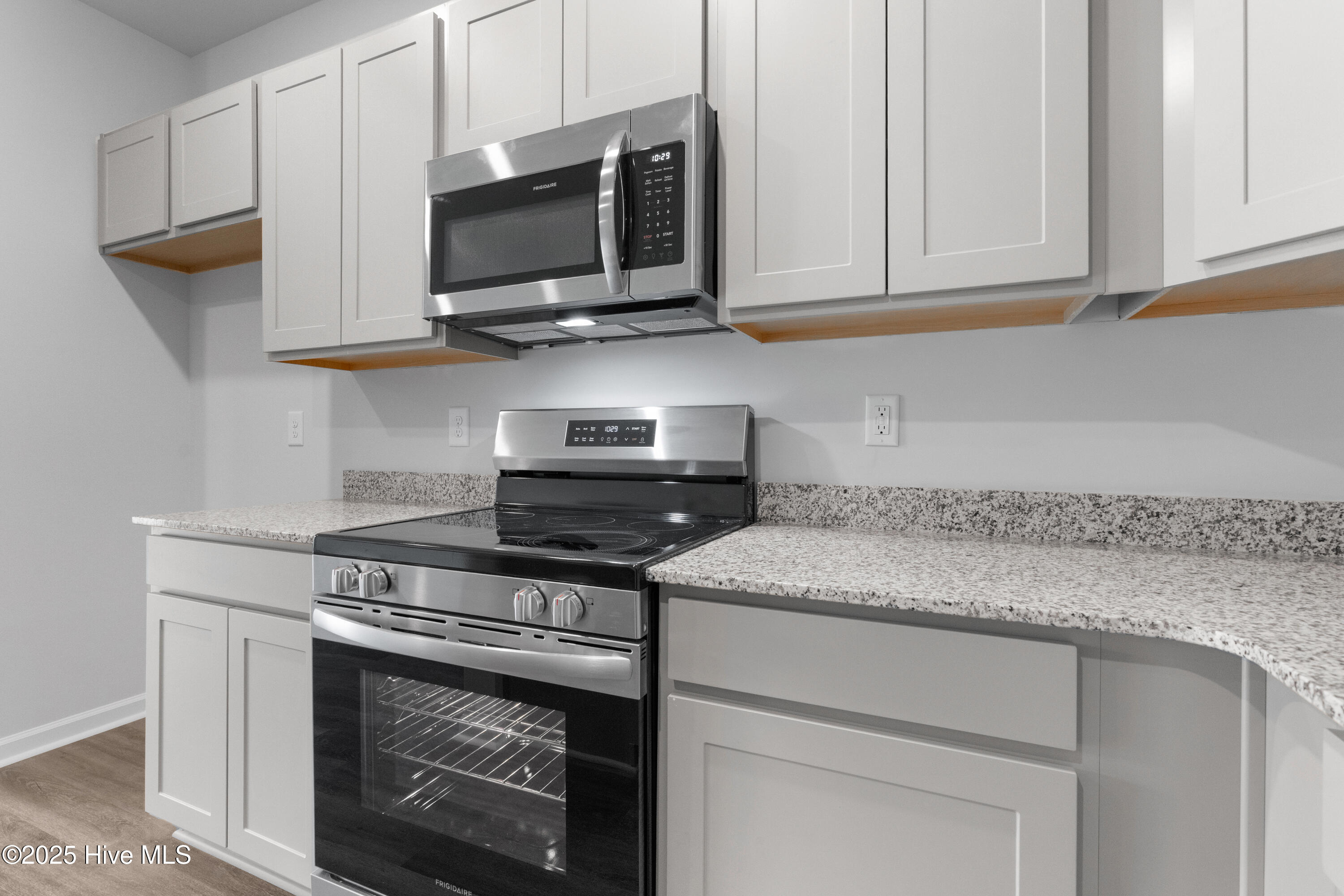 250 Arnette Drive 83 B Property Photo 12