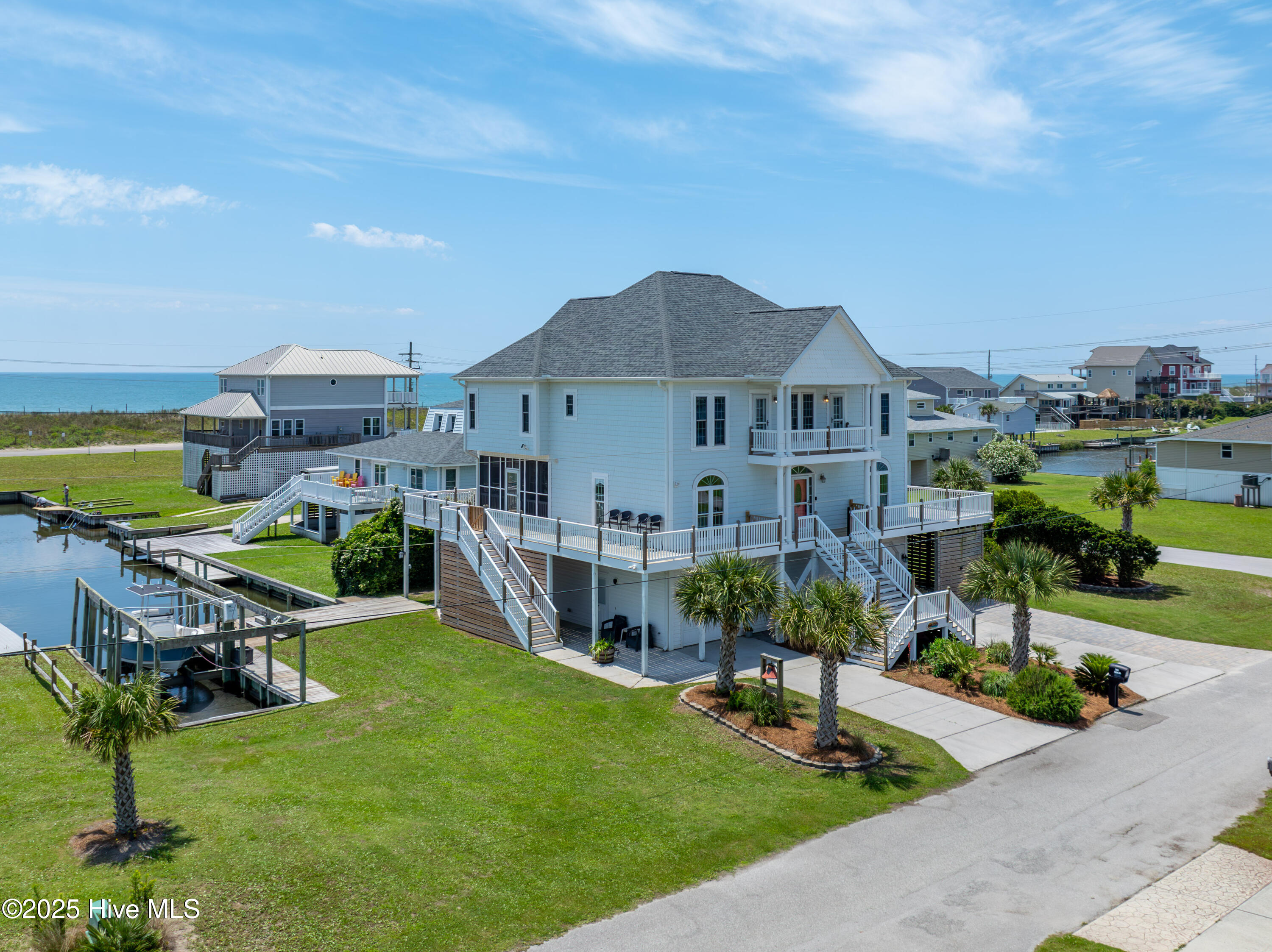 306 Marina Way Property Photo 1