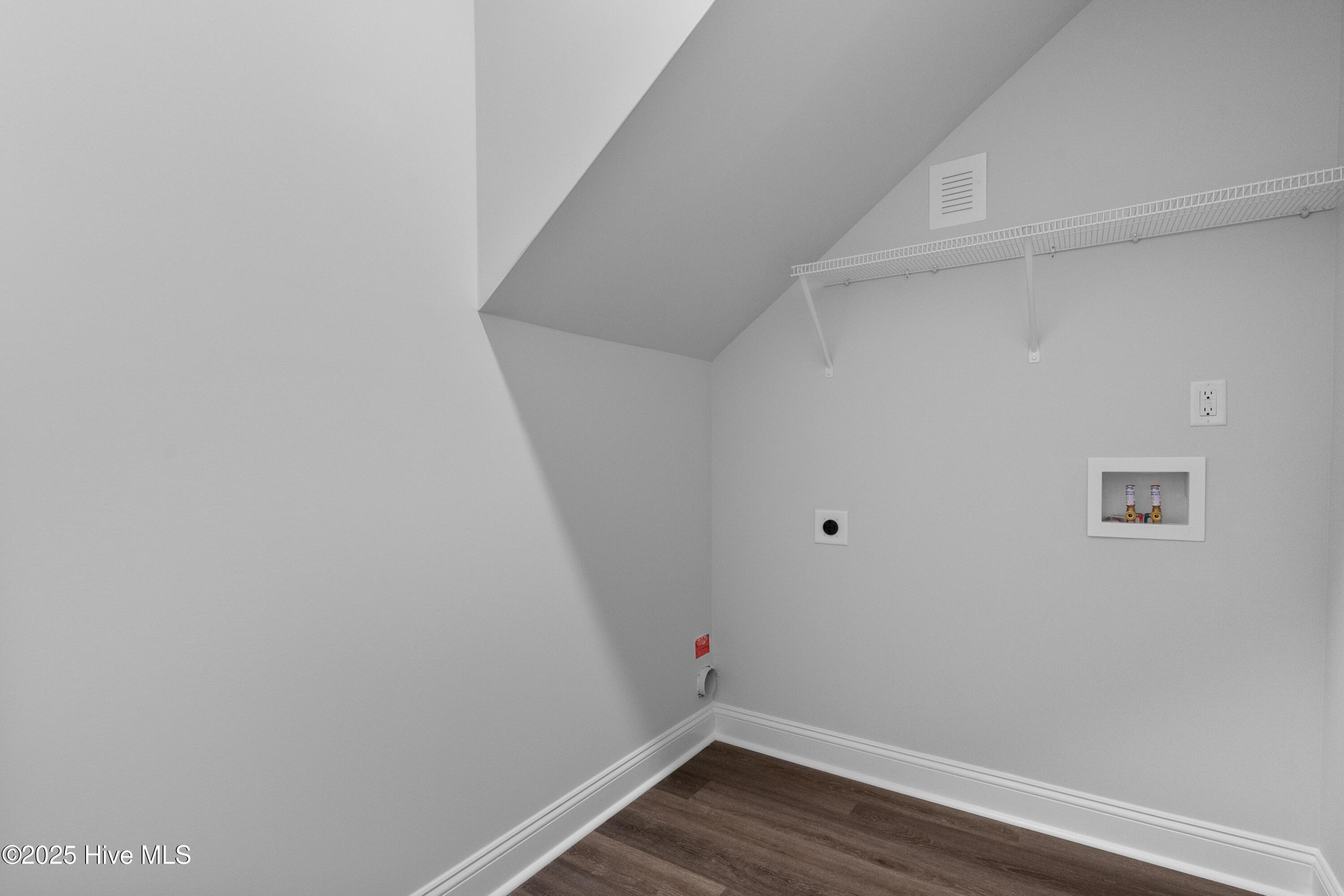 262 Arnette Drive 80 A Property Photo 16